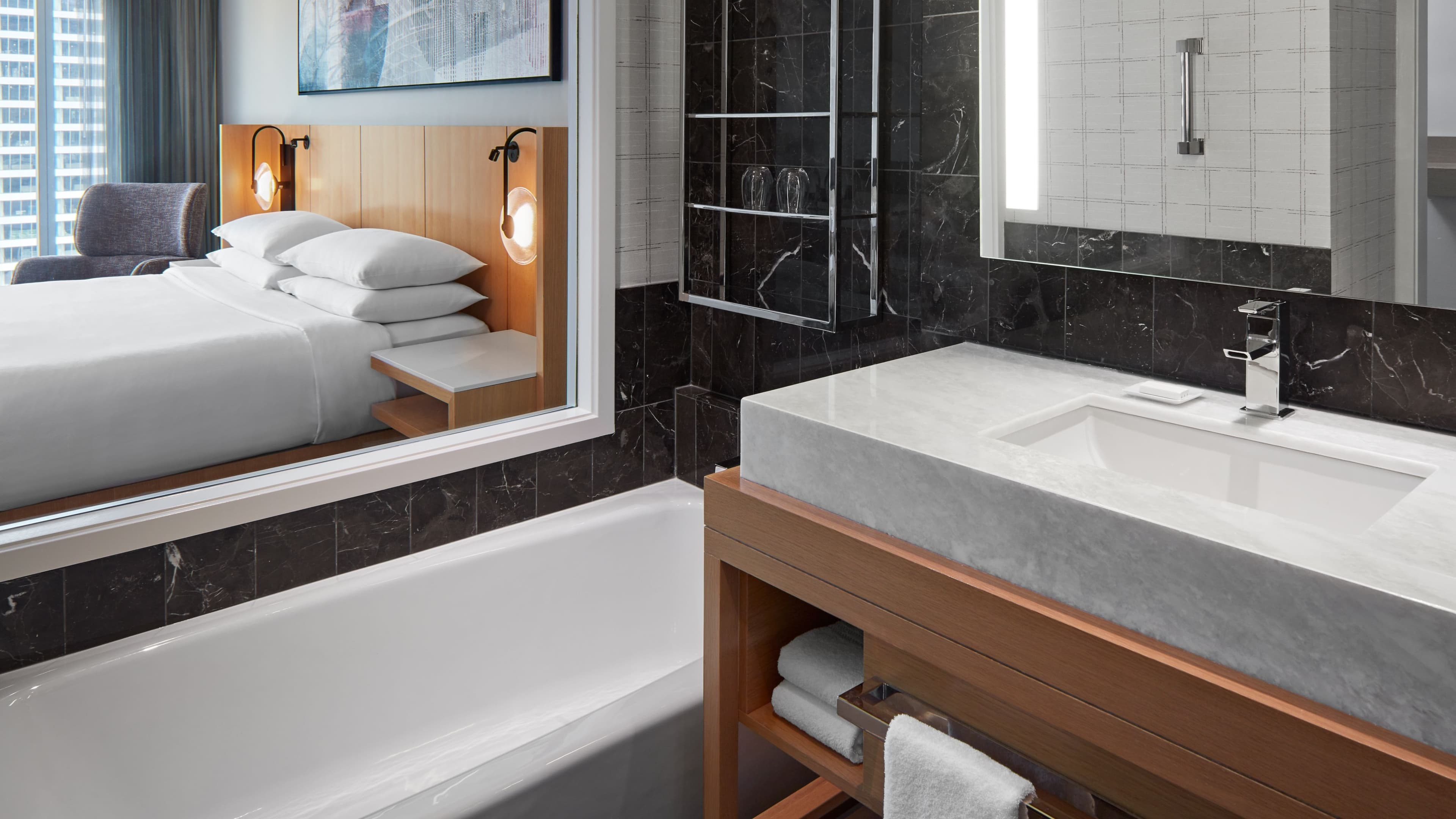 Delta Hotels Toronto — 6