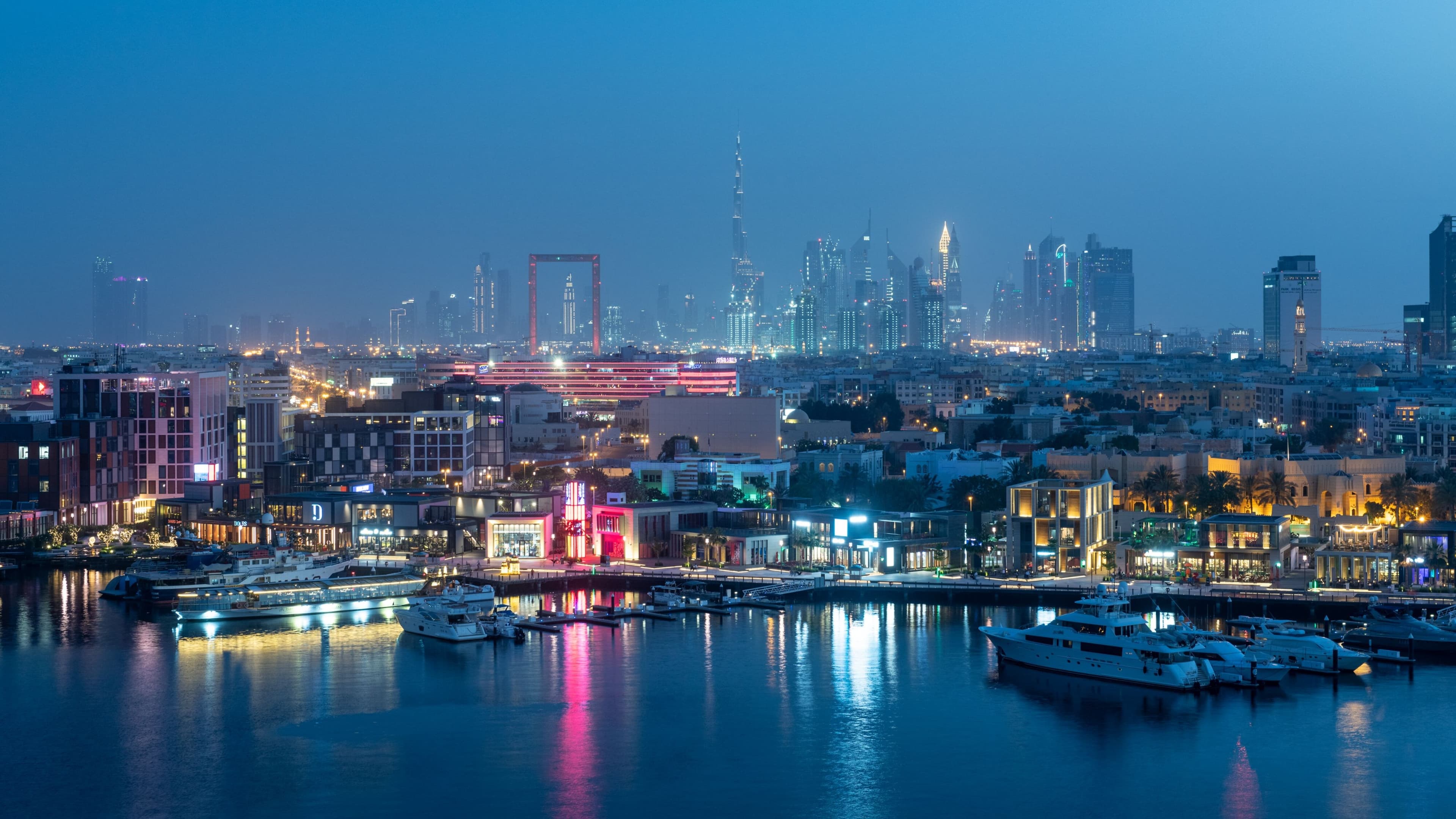 Sheraton Dubai Creek Hotel & Towers — 14