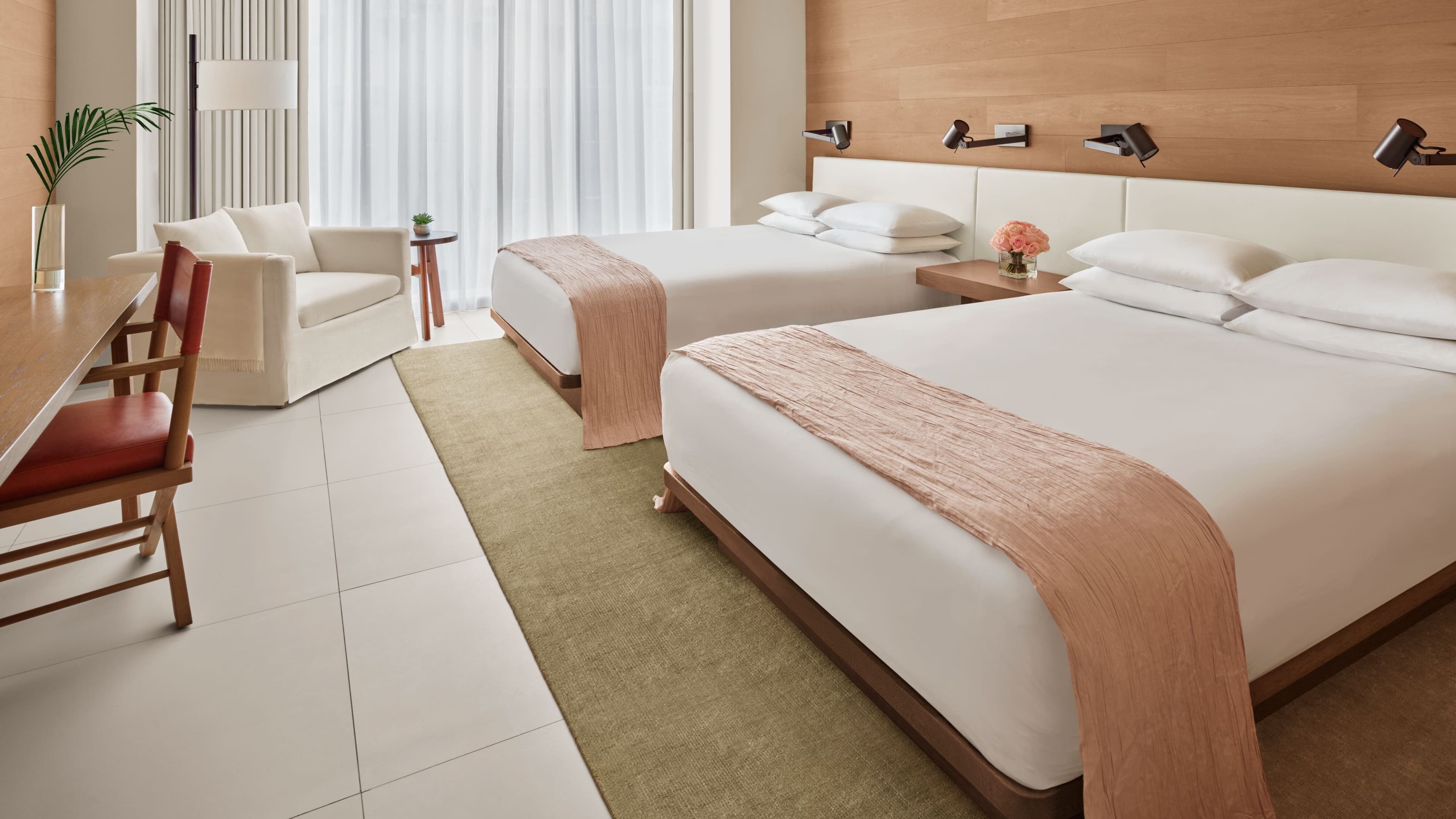 The Miami Beach EDITION - Image 2