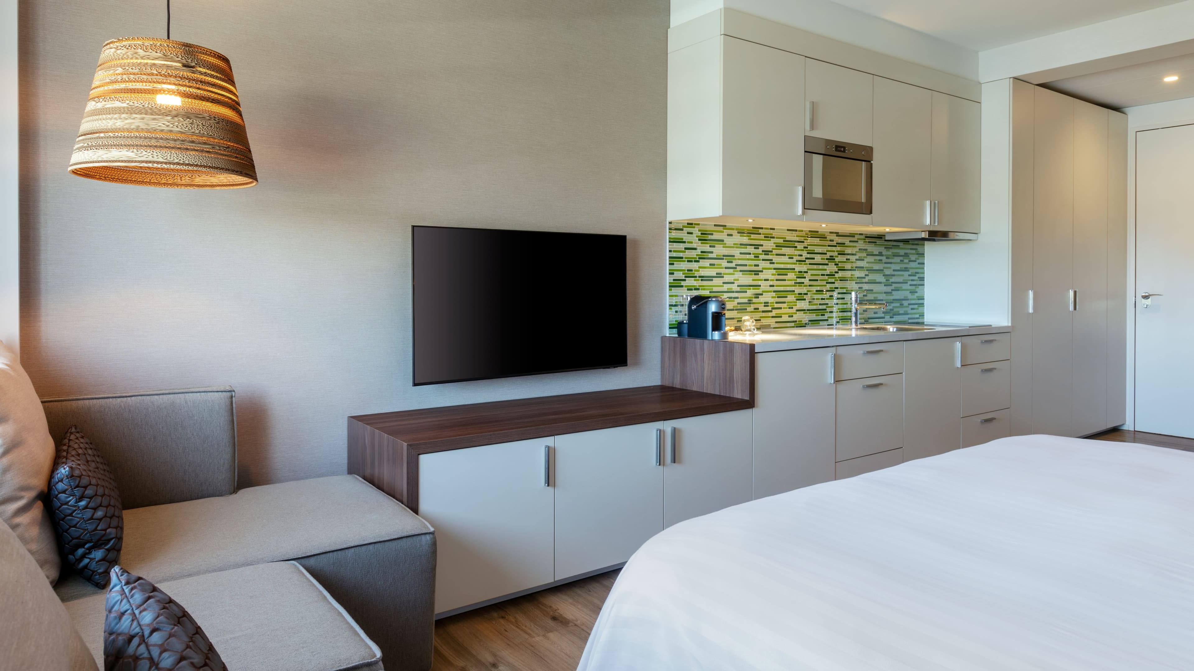 Studio King - Image 4