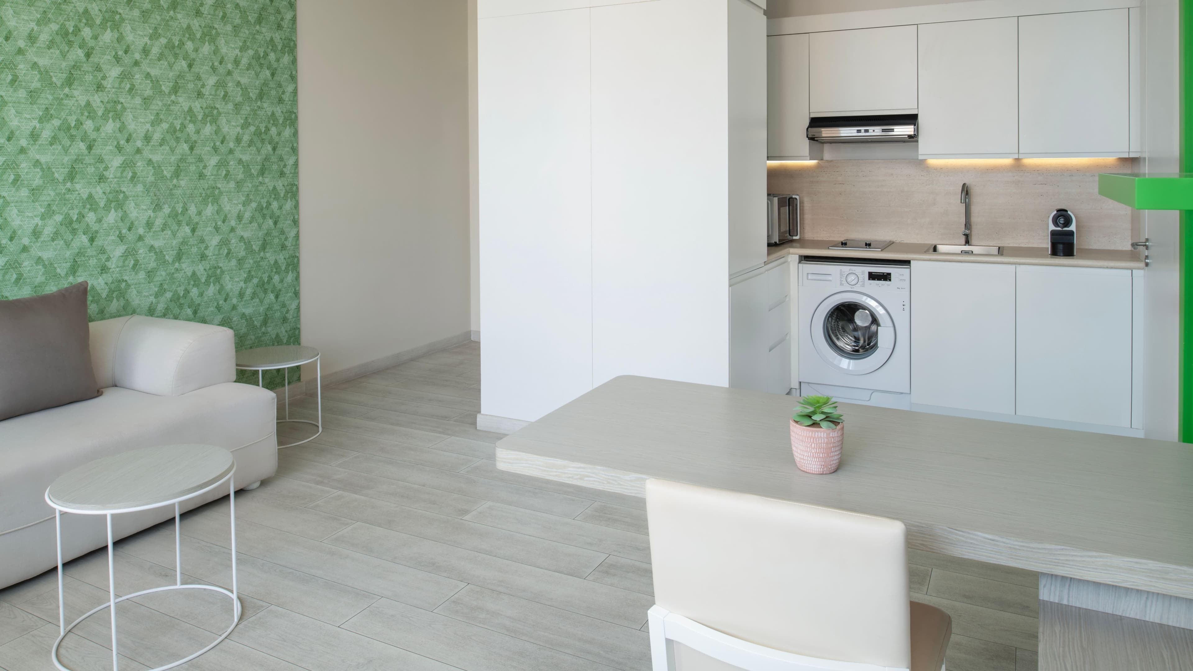 Element West Bay Doha — 11