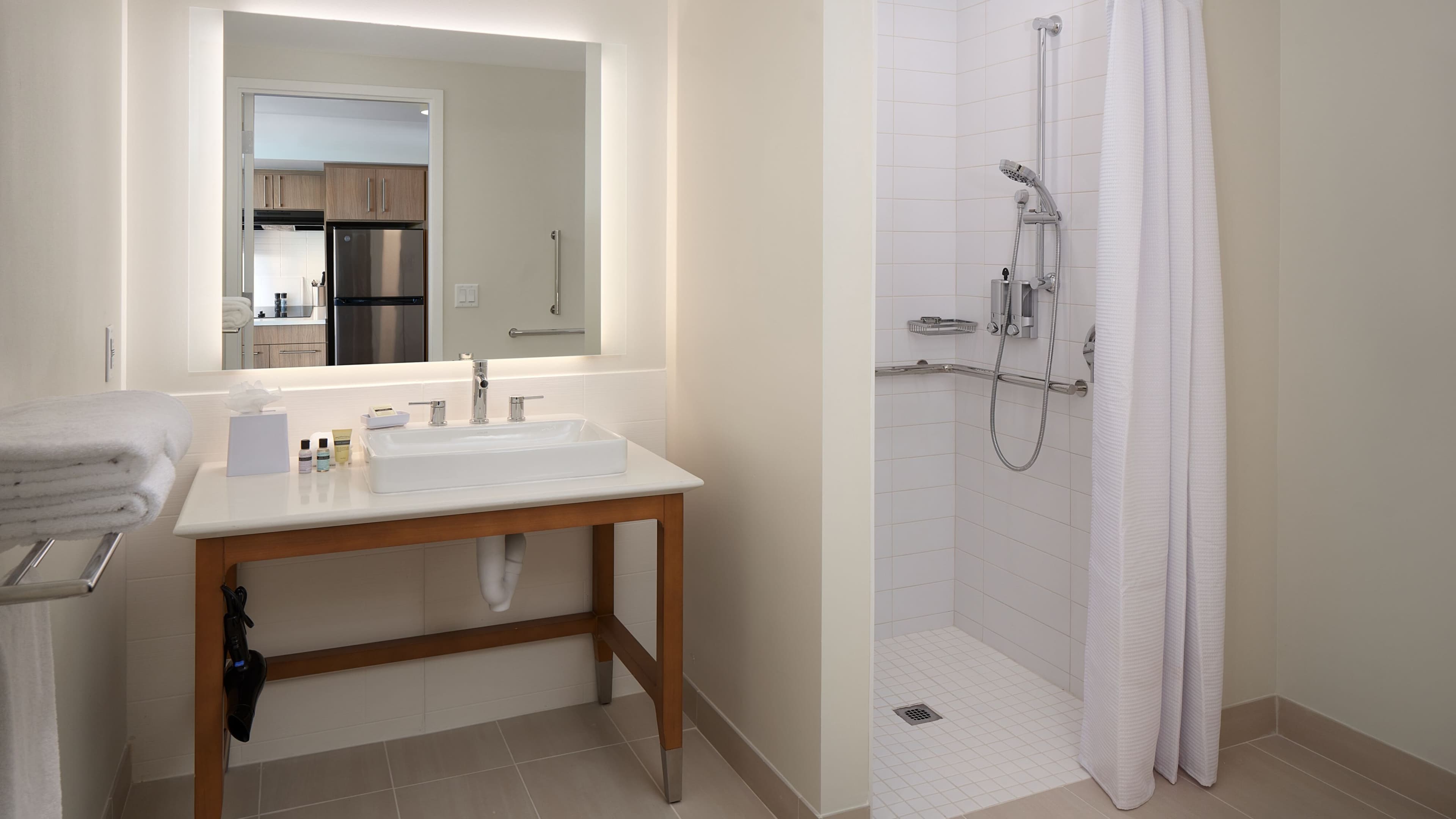 Standard - Image 6