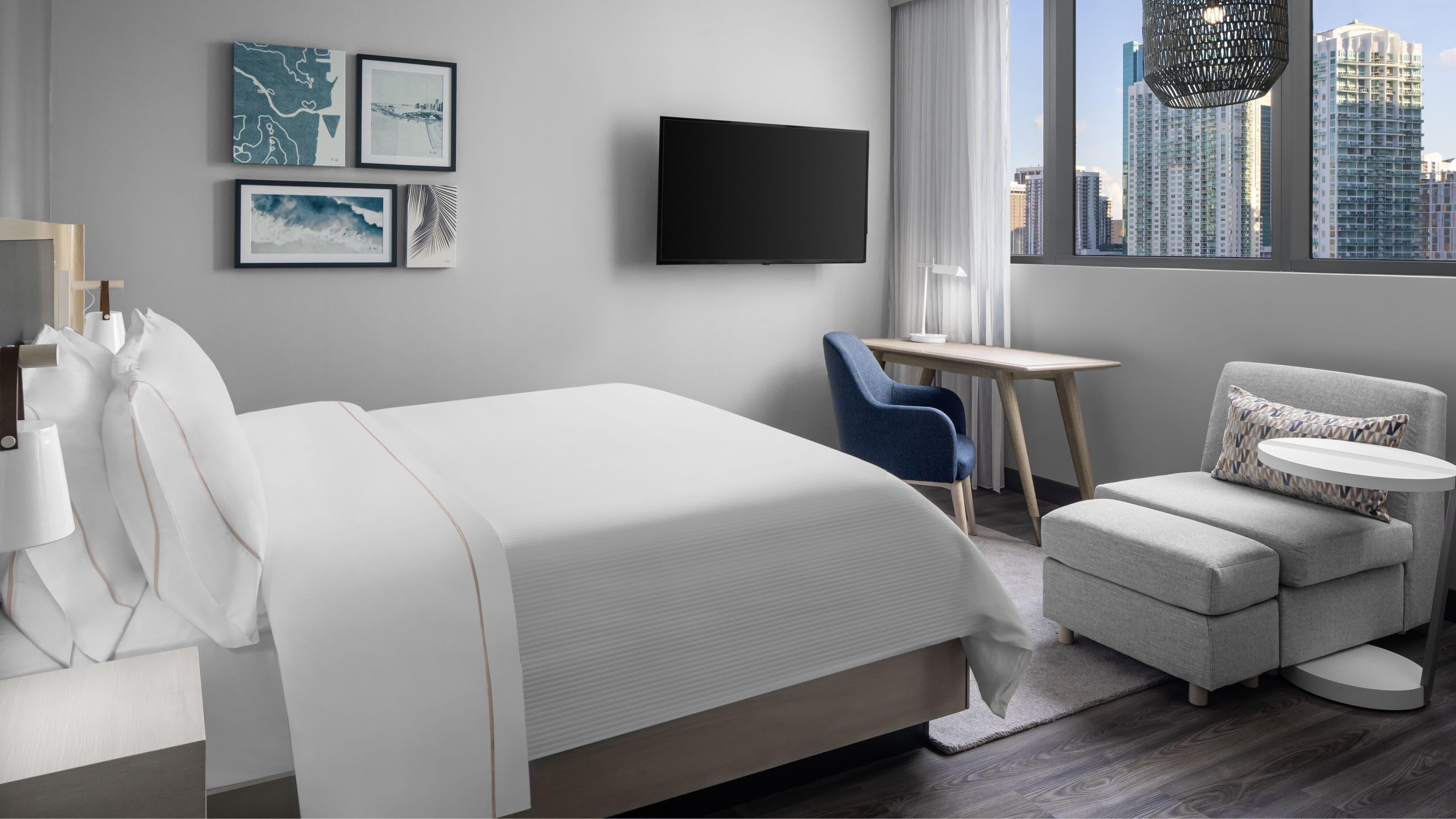 Element Miami Brickell - Image 2