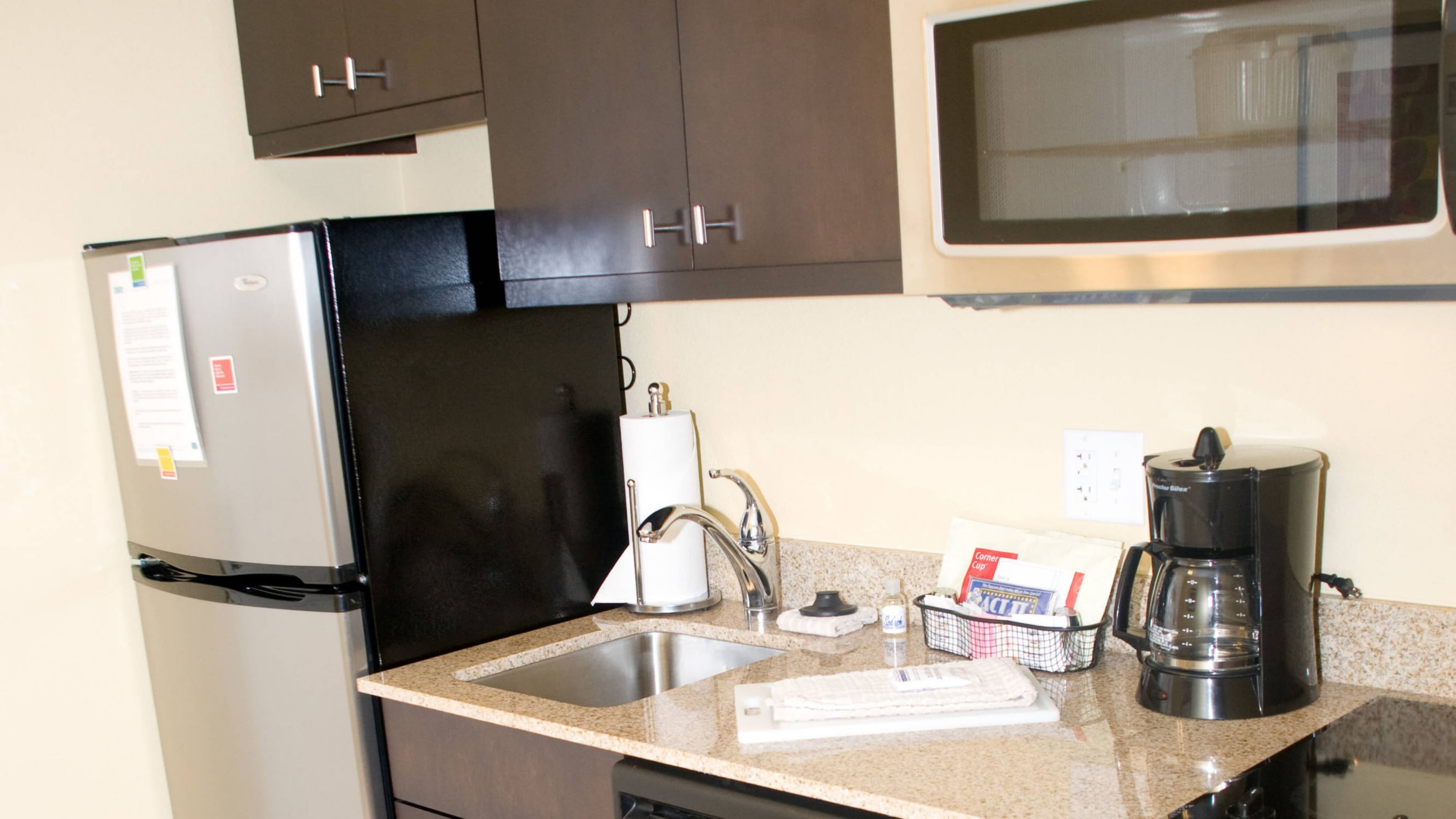 TownePlace Suites Fayetteville Cross Creek - Image 3