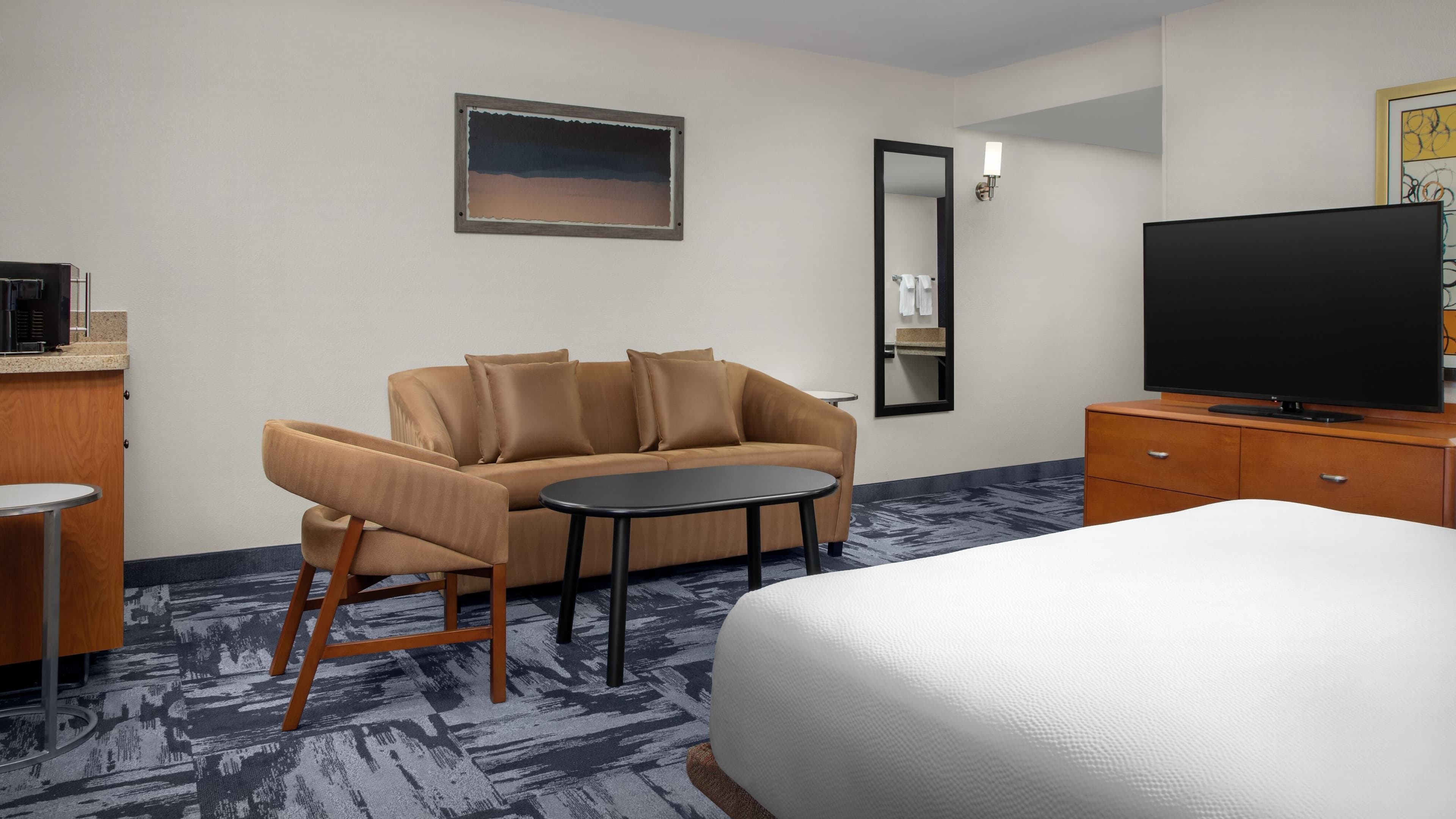 Fairfield Inn & Suites Albuquerque Airport — 10