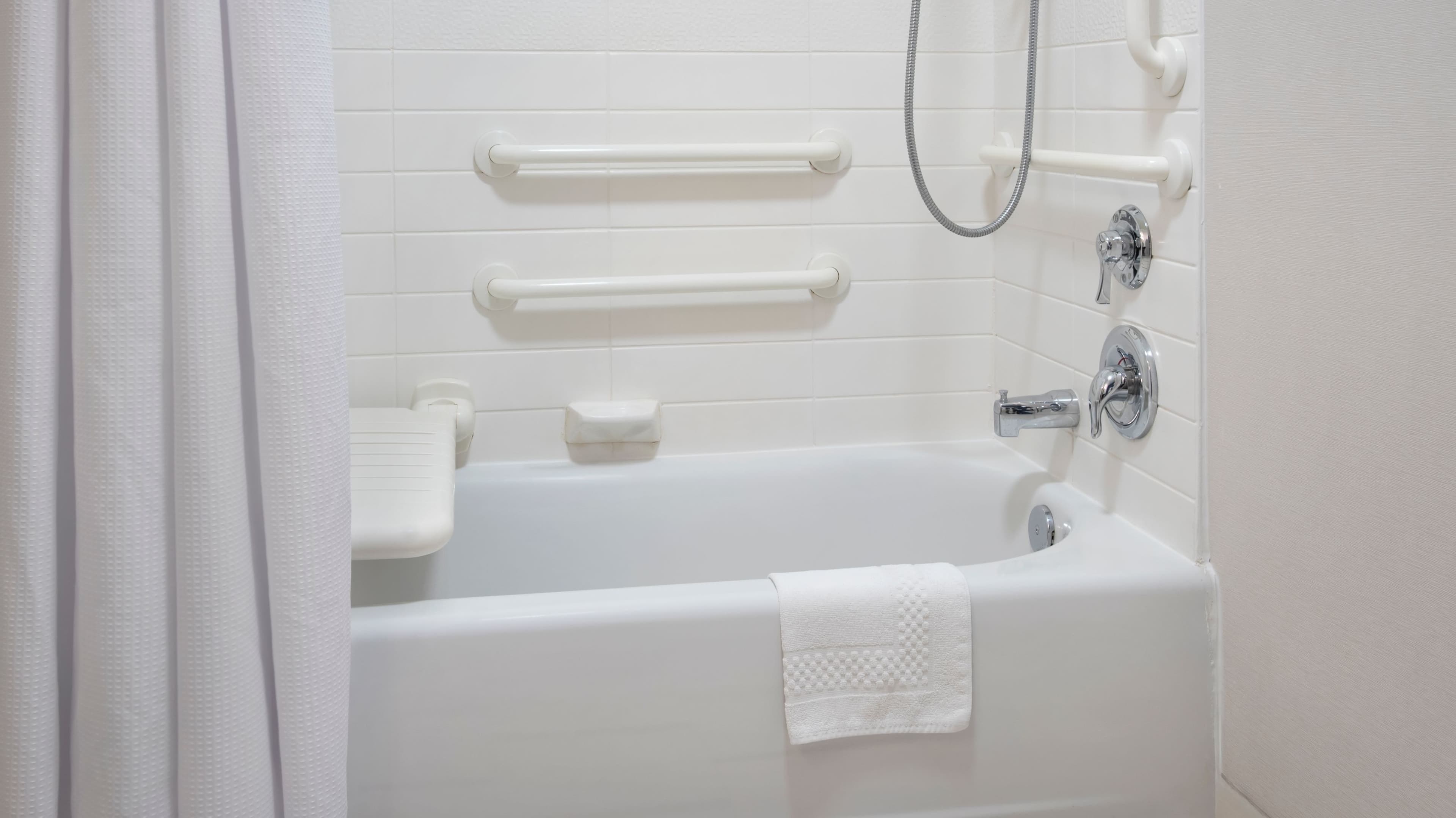 Fairfield Inn & Suites Watertown Thousand Islands — 7