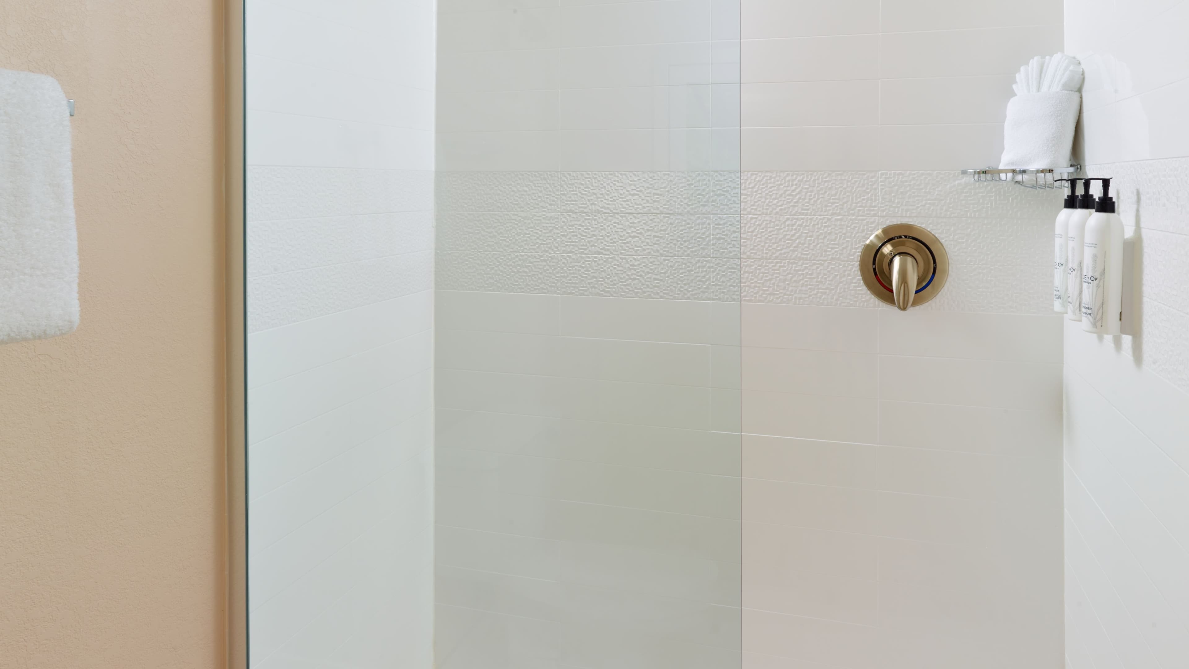 Fairfield Inn & Suites Atlanta Alpharetta — 8