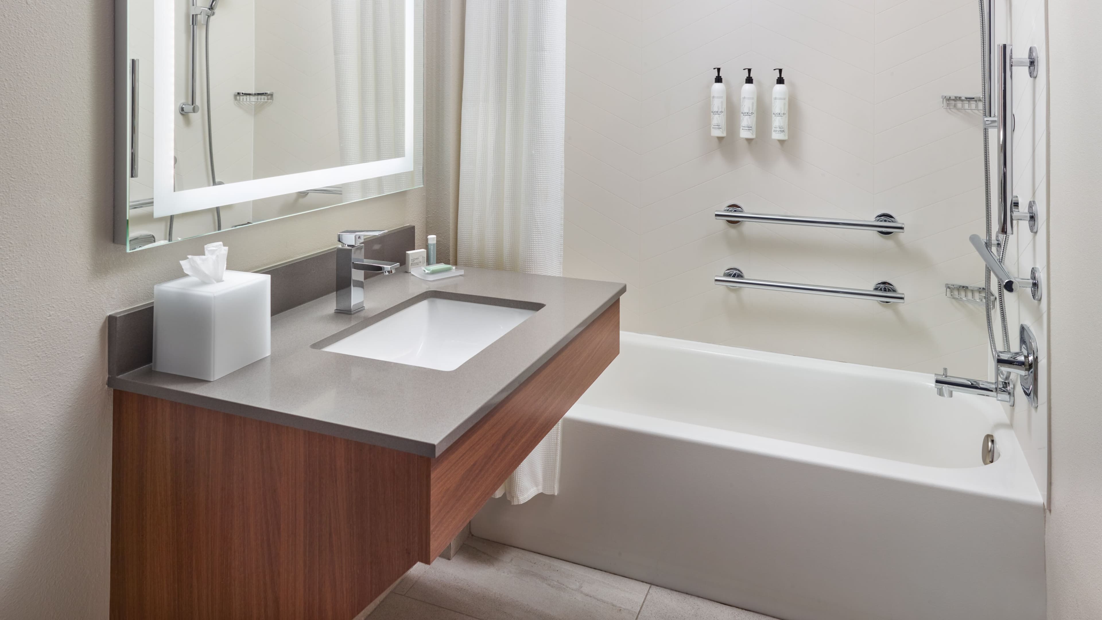 Holiday Inn Express & Suites McDonough — 10