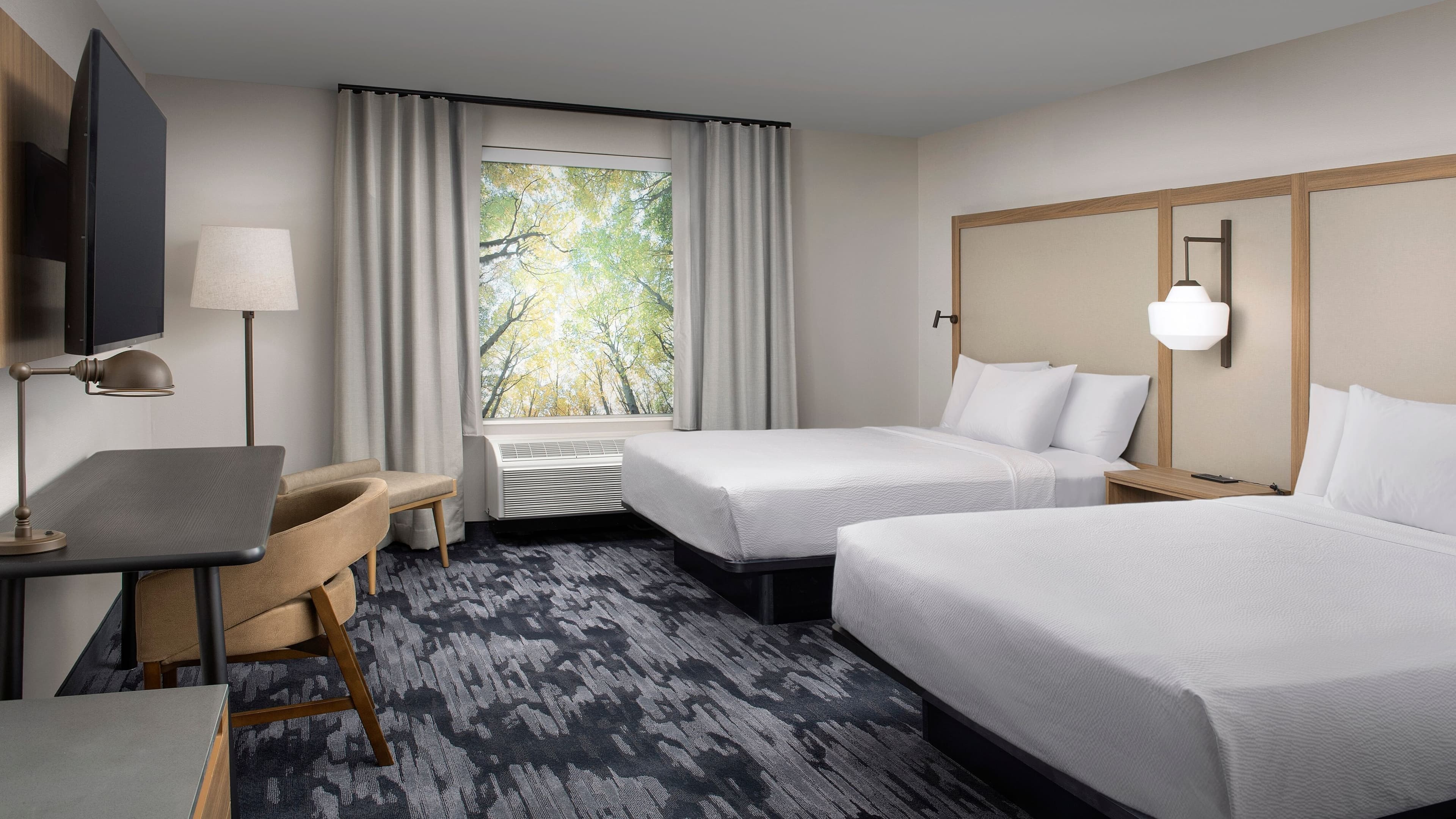 2 Queen Room - Image 1