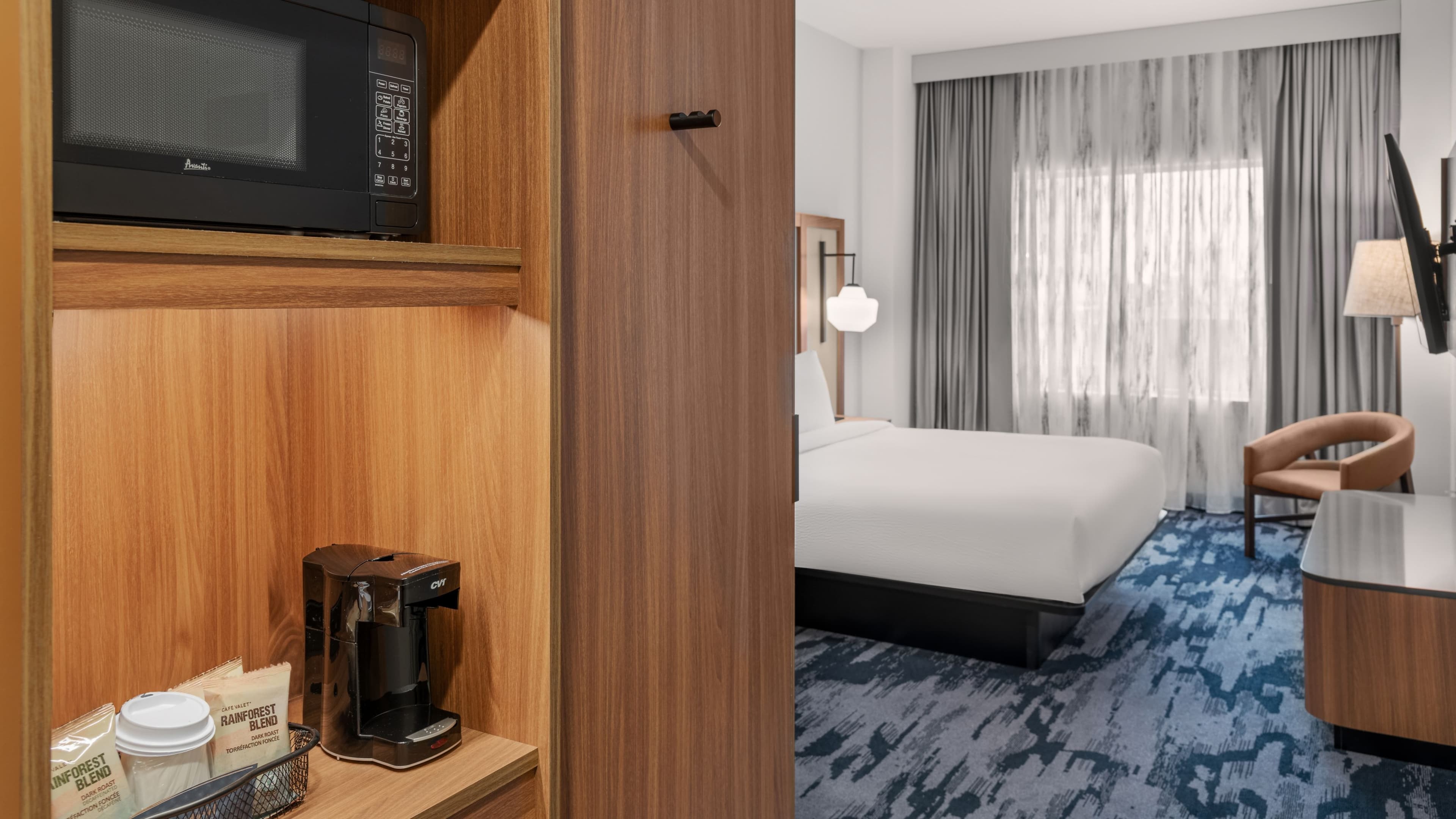 Fairfield Inn & Suites Austin Downtown — 9