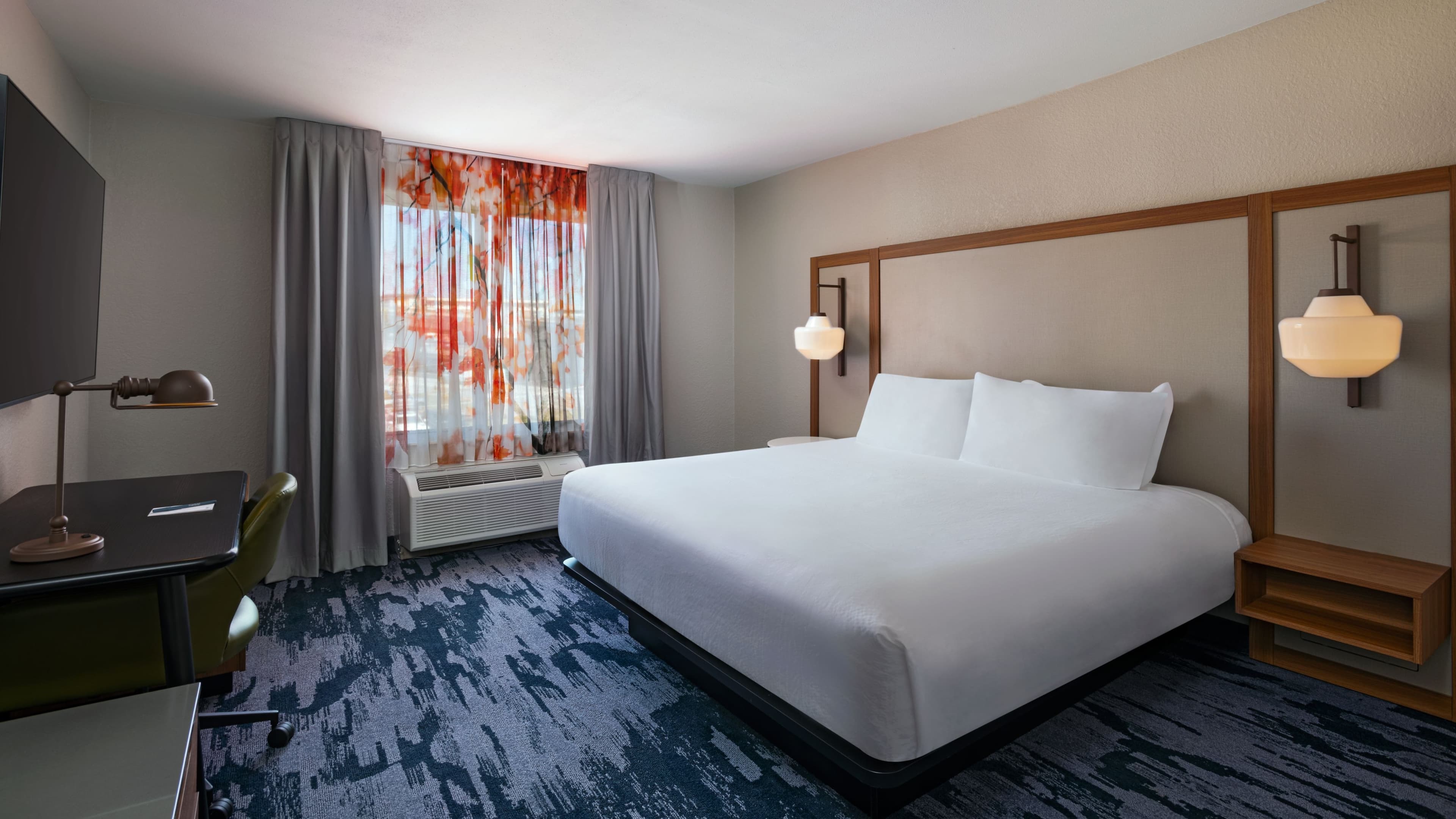 Fairfield Inn & Suites Austin-University Area — 7