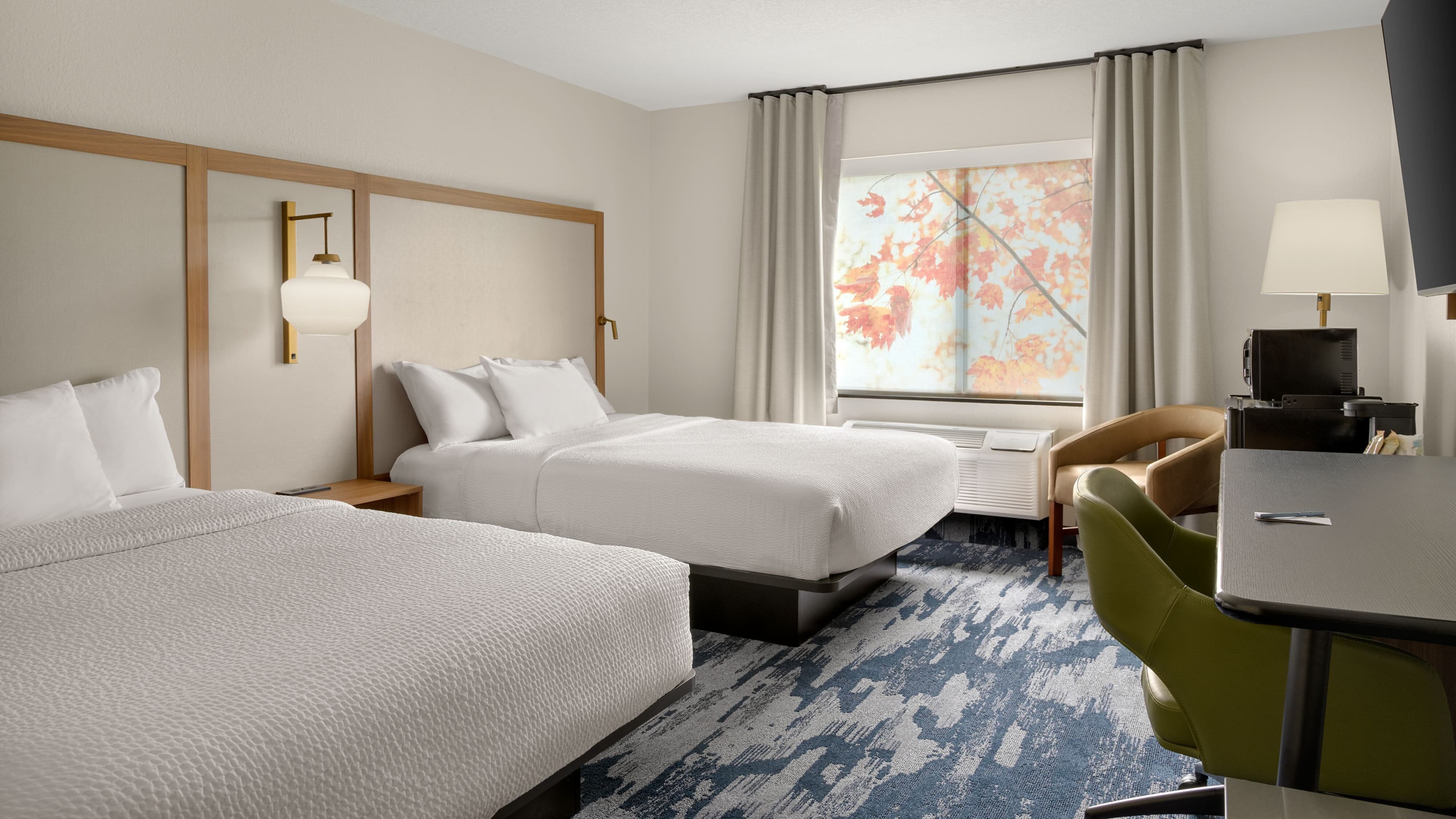 Fairfield Inn & Suites Bloomington — 7