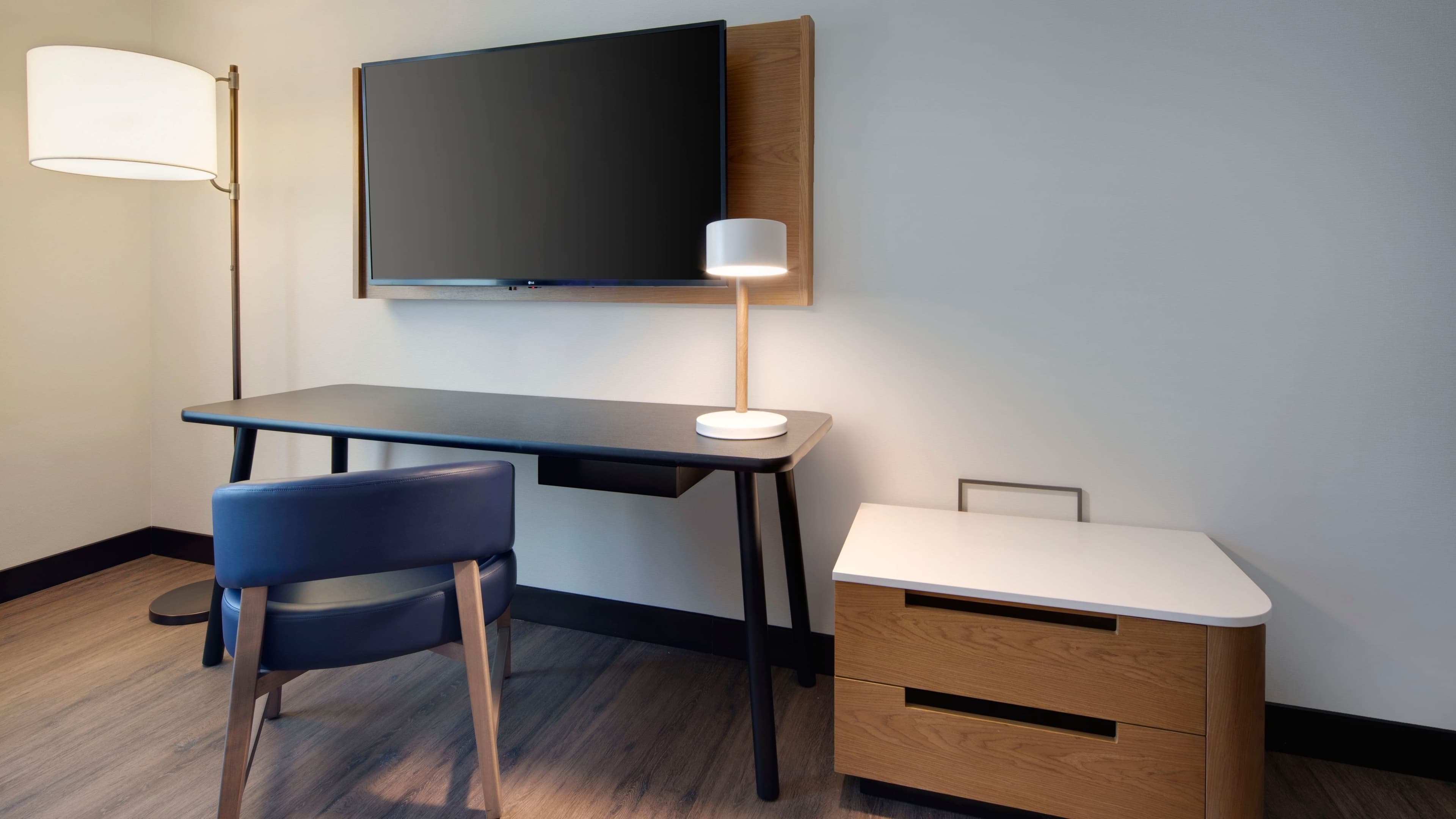 Fairfield Inn & Suites Franklin Cool Springs - Image 2