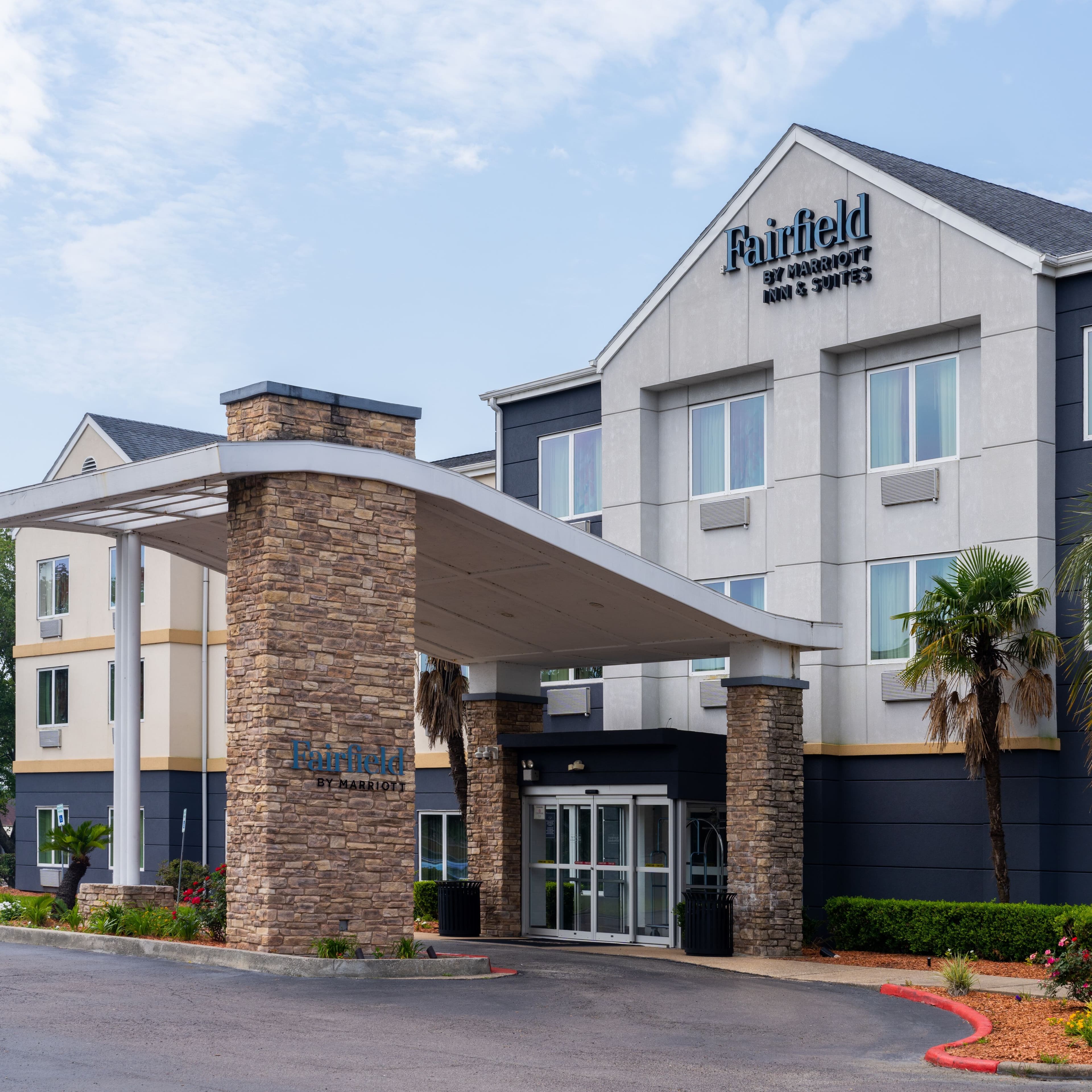 Fairfield Inn & Suites Beaumont - Image 1