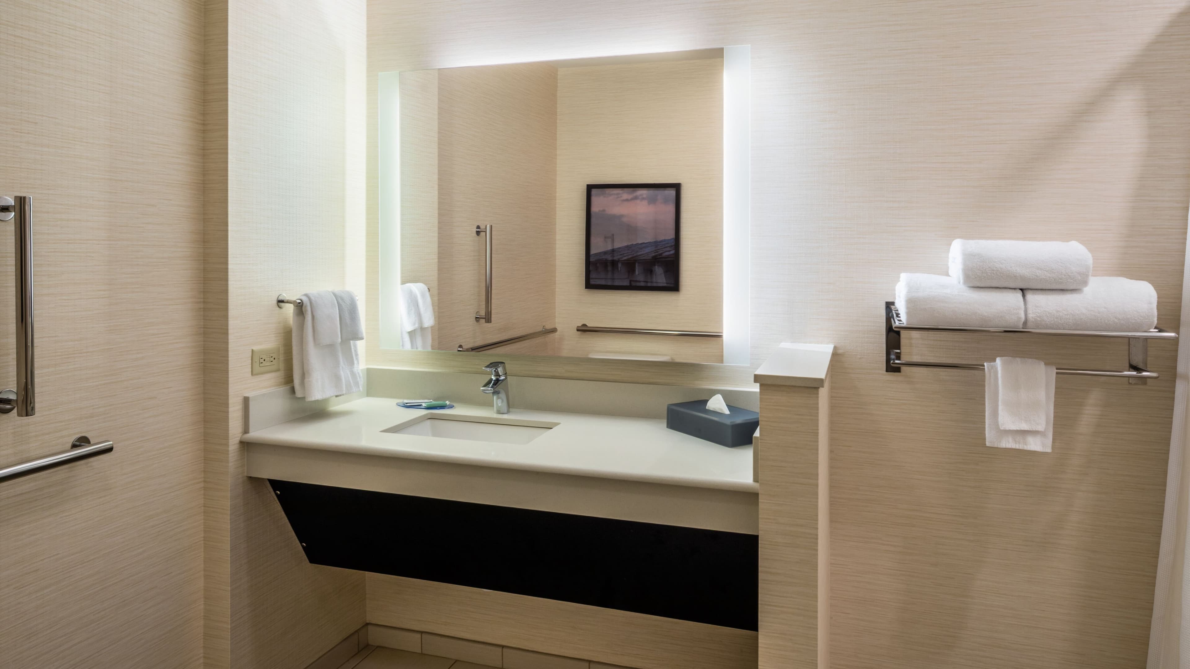 Fairfield Inn & Suites Akron Stow — 9