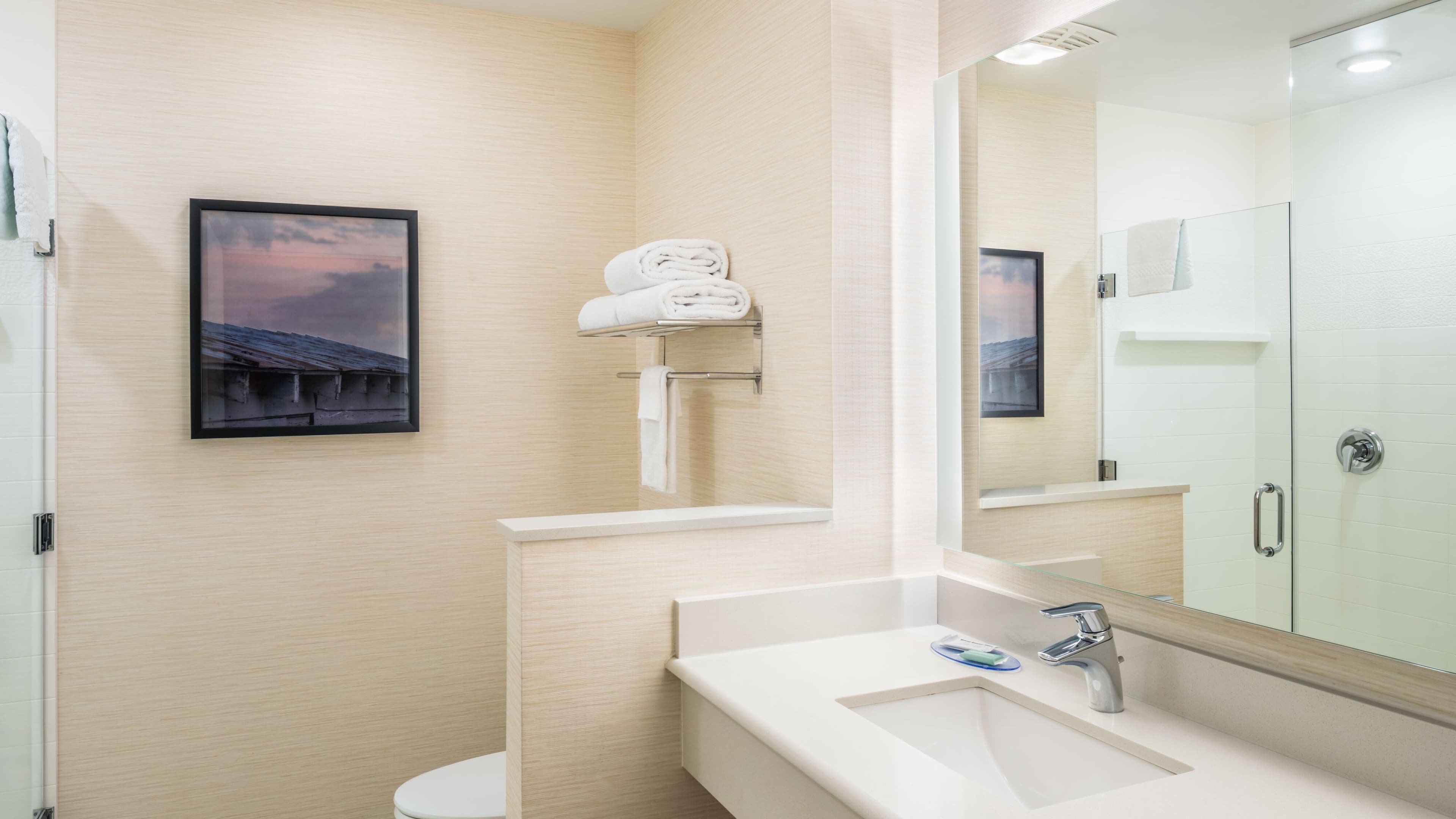 Fairfield Inn & Suites Akron Stow — 8