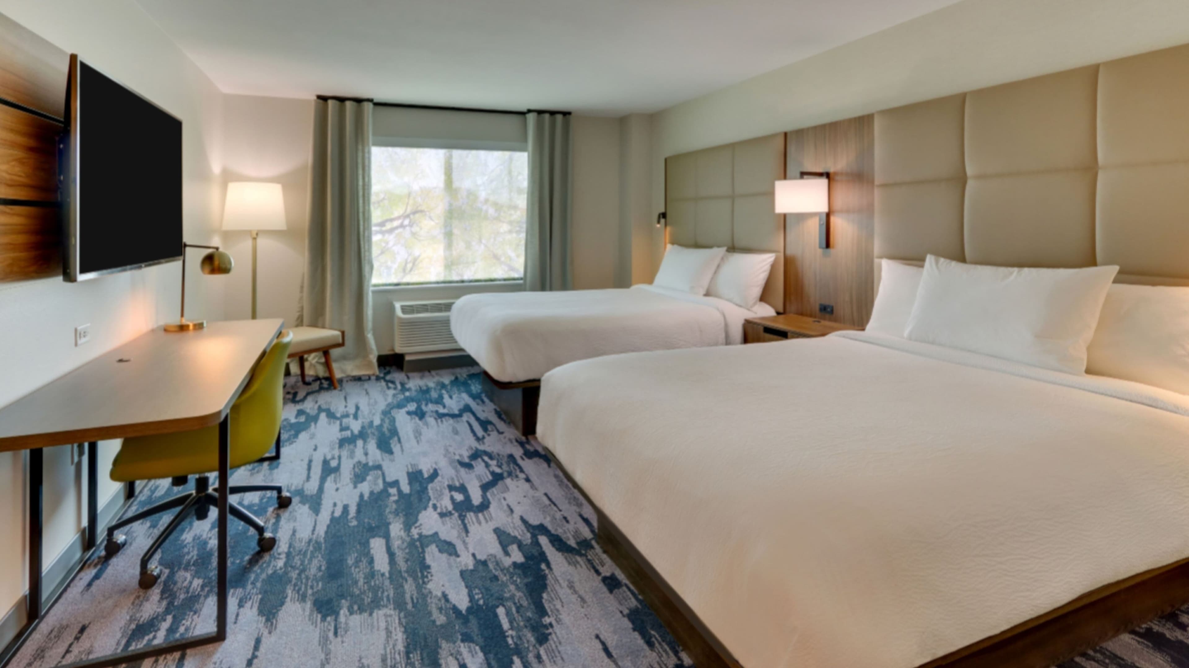 Fairfield Inn & Suites Dalton — 8
