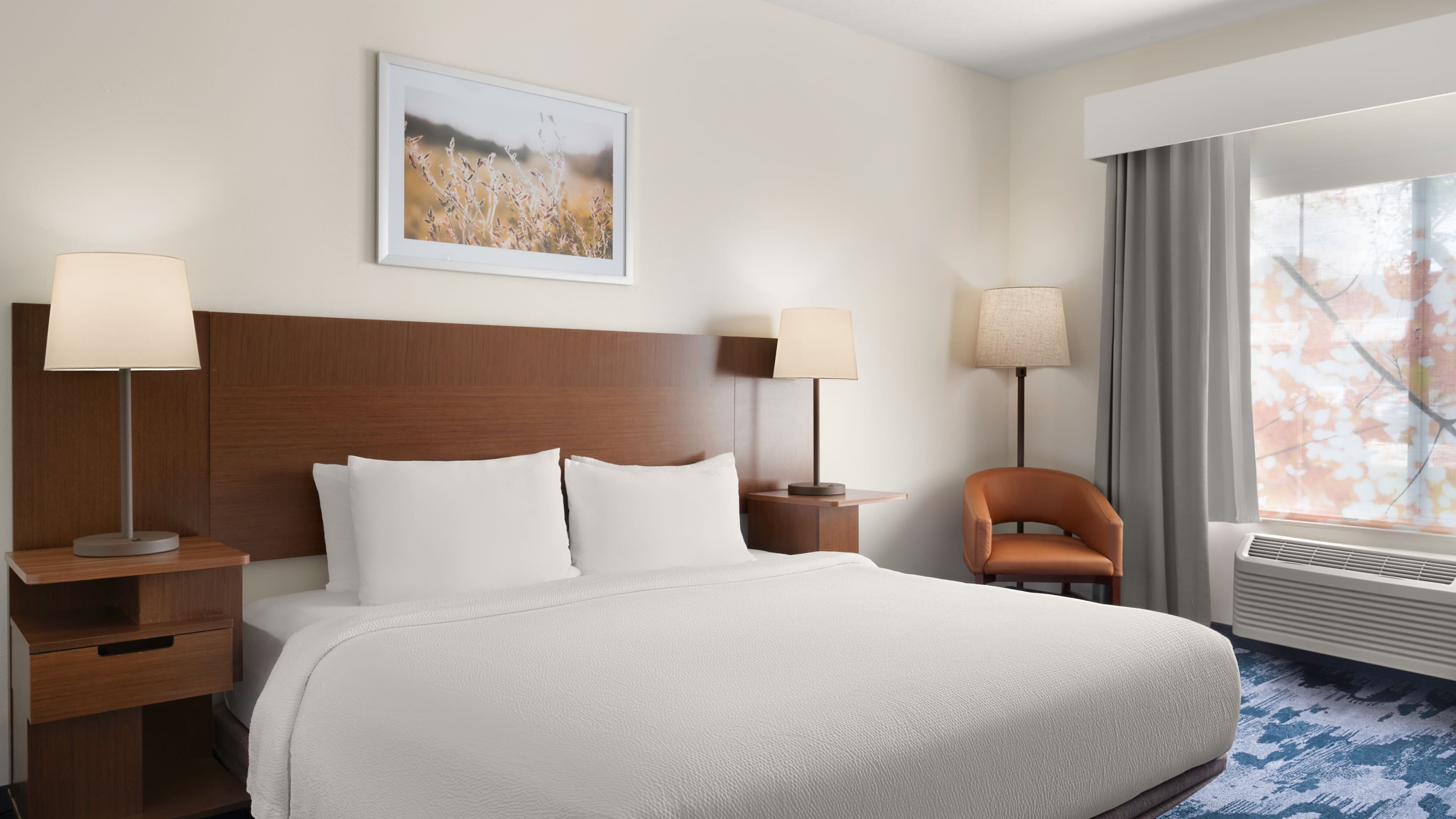 Holiday Inn Express & Suites Chicago South Lansing - Image 4