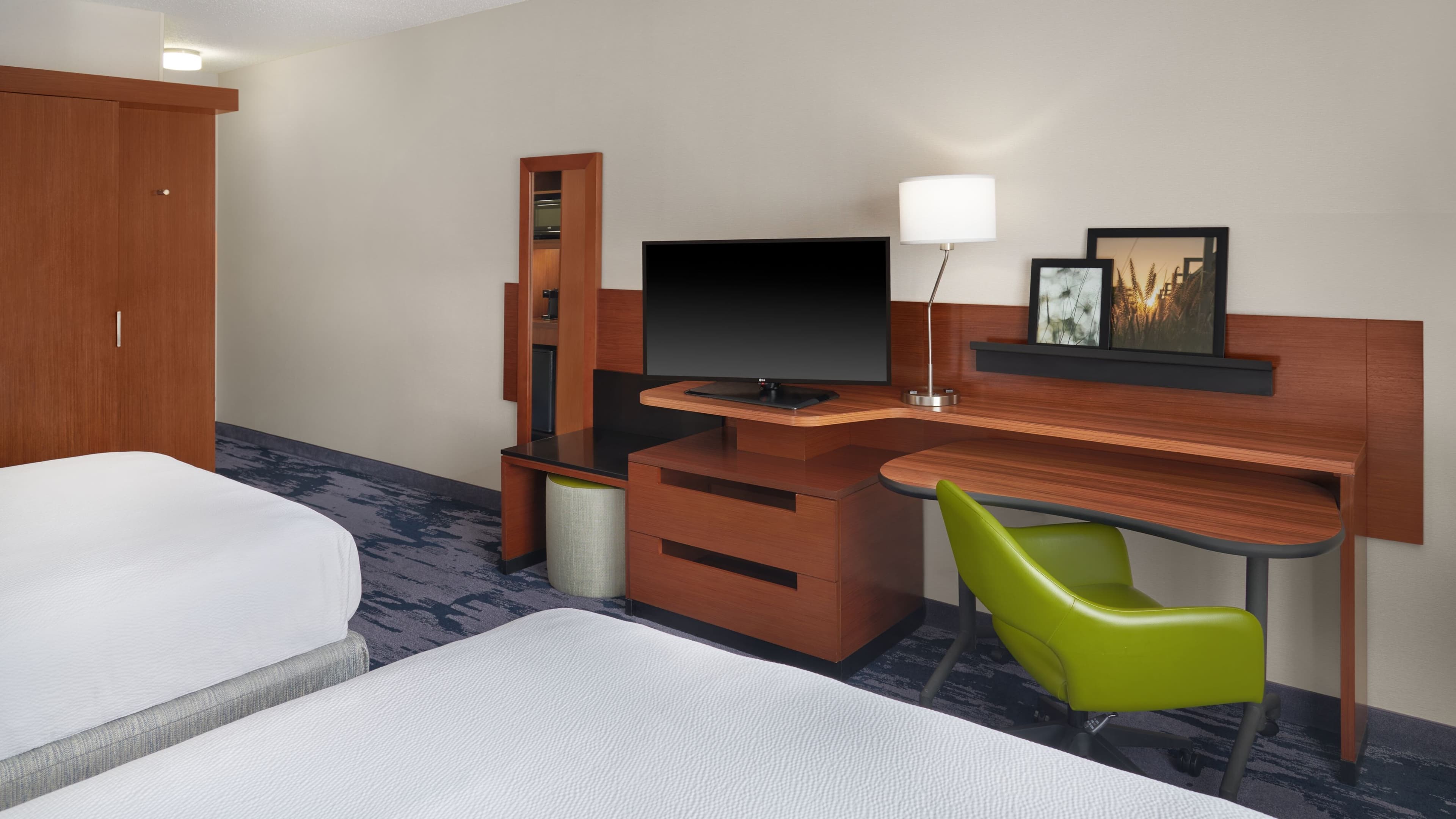 Fairfield Inn & Suites Charlotte Airport — 11