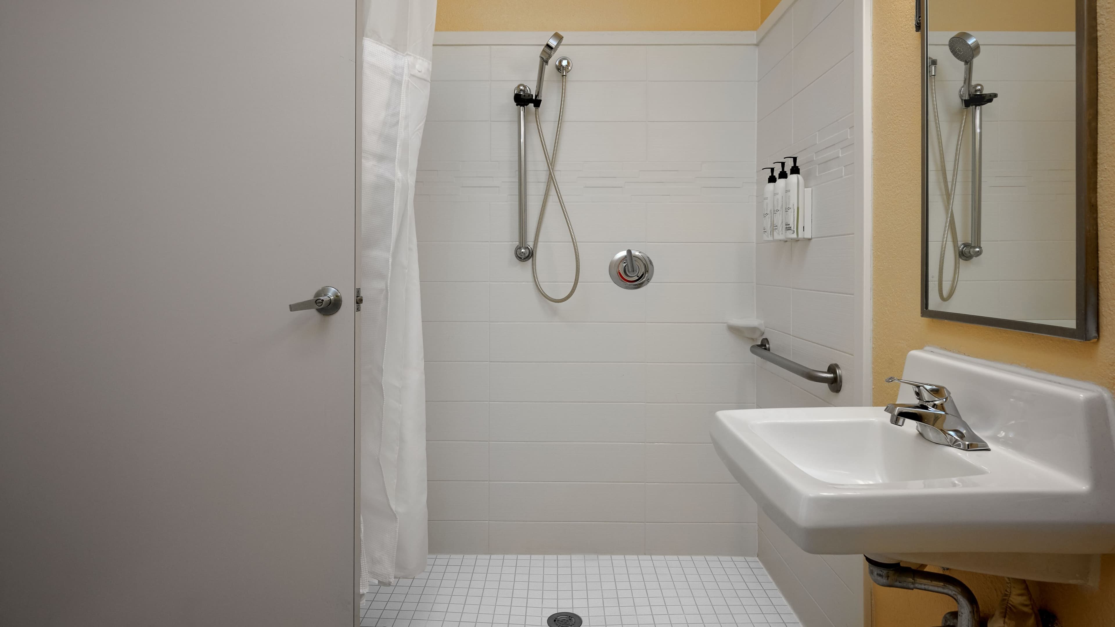 Fairfield Inn & Suites Colorado Springs South — 9