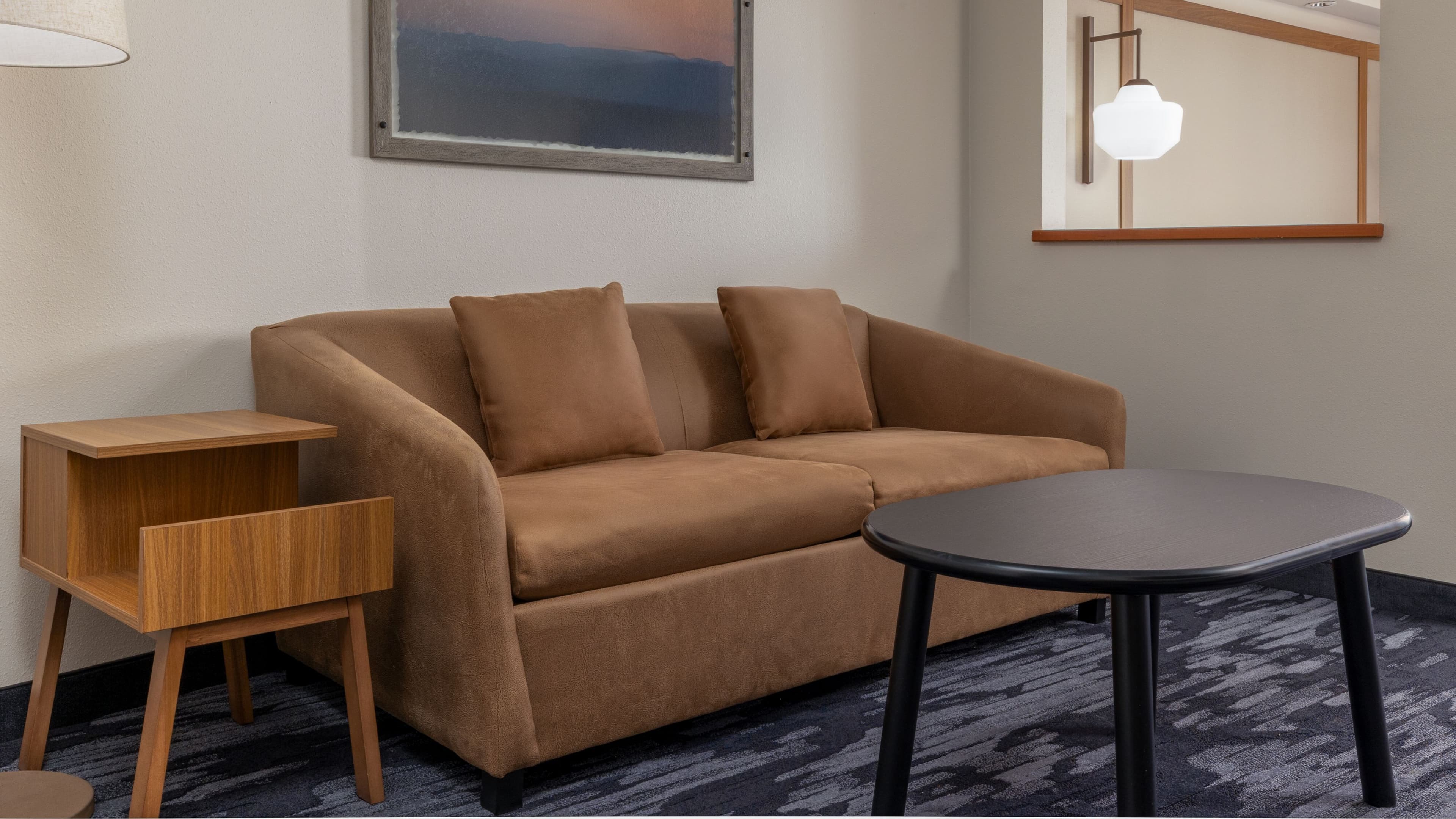 Suite - Image 1