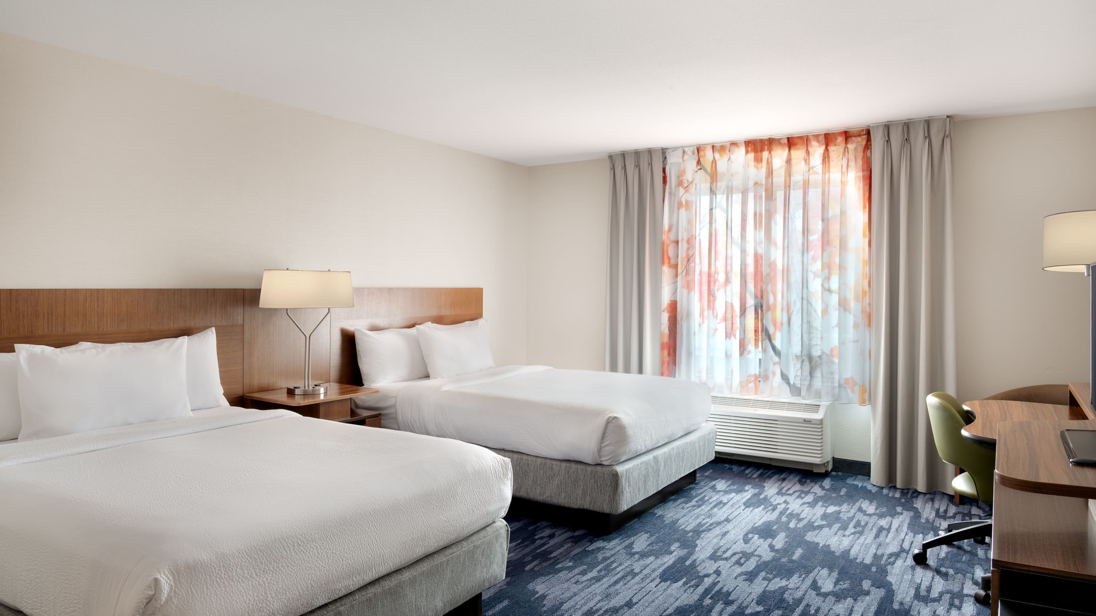 Fairfield Inn & Suites Cincinnati Uptown/University Area — 7