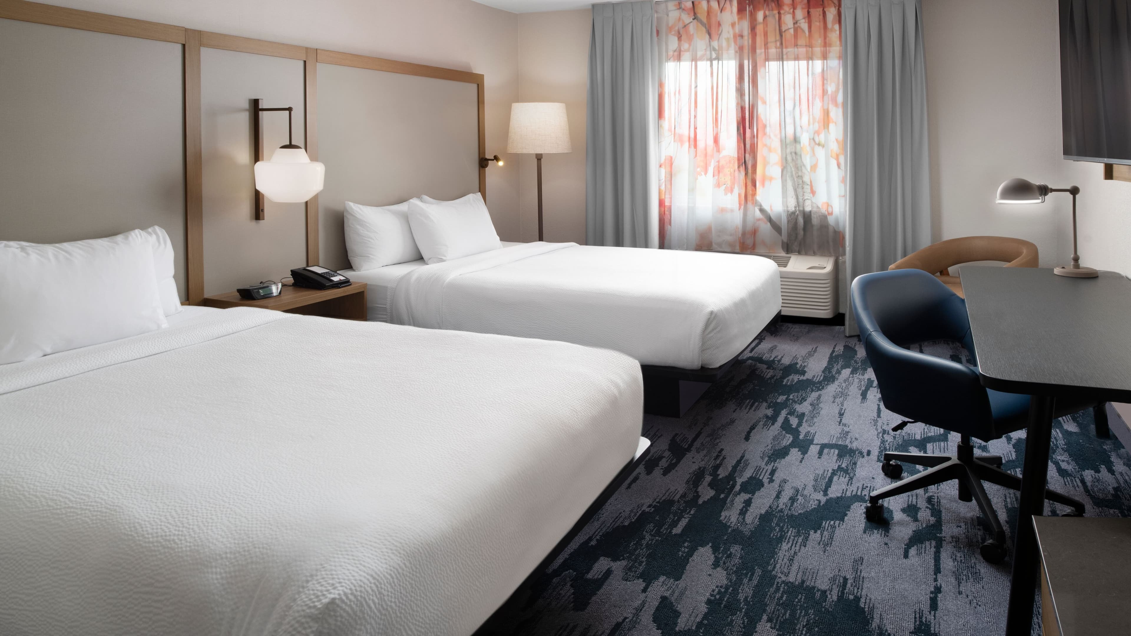 Fairfield Inn & Suites Dallas Park Central — 7