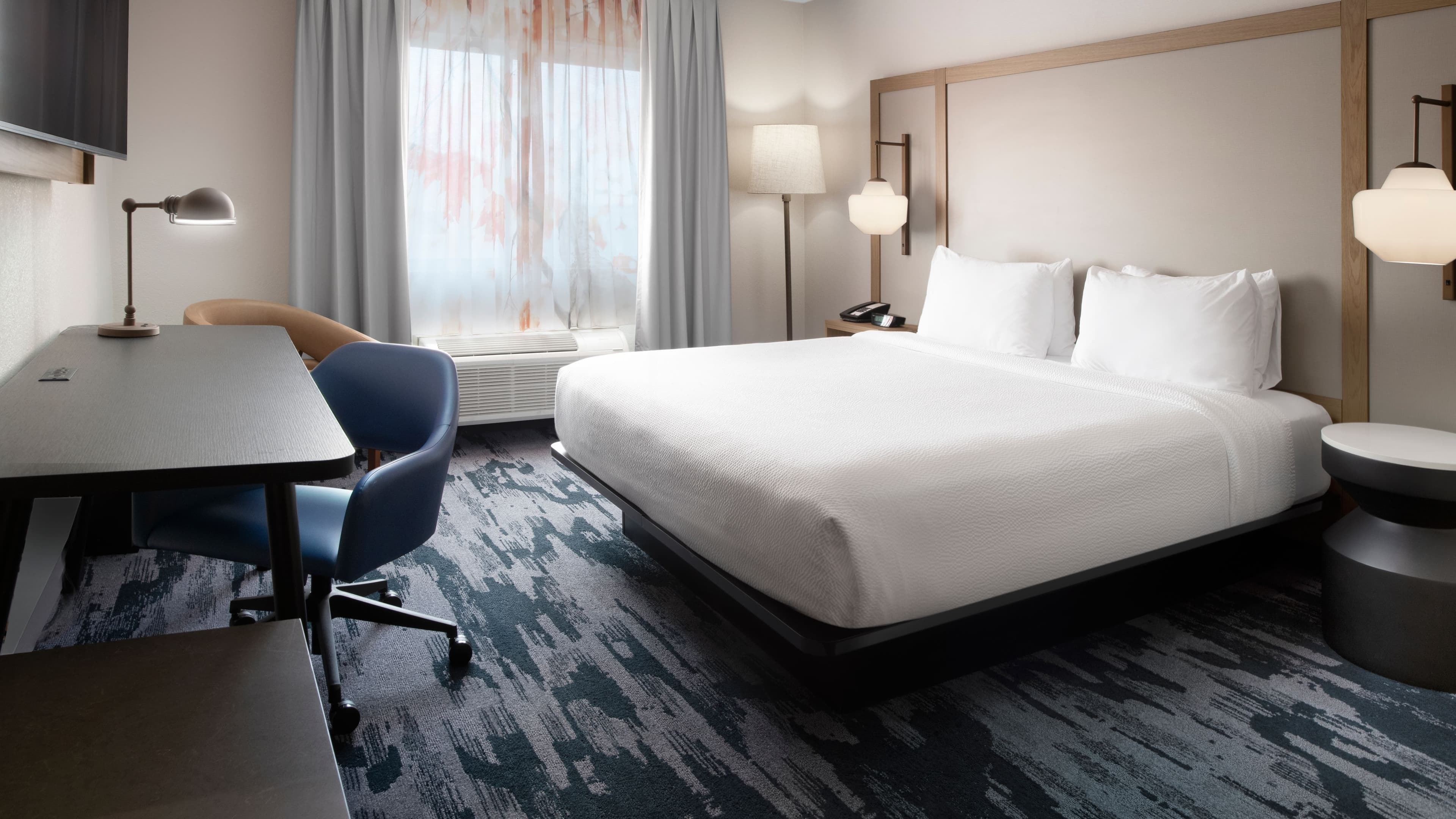 Fairfield Inn & Suites Dallas Park Central - Image 2