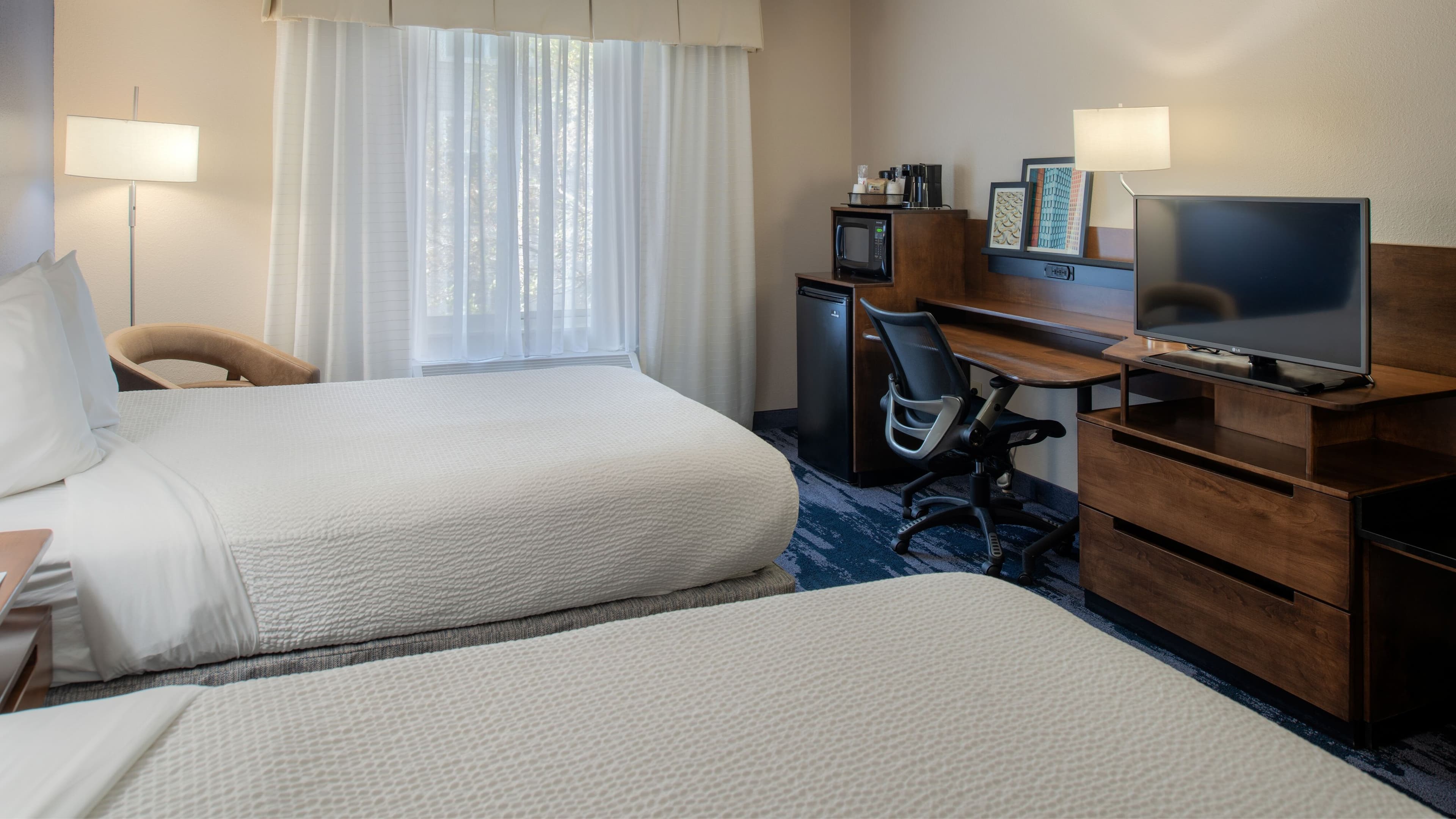 Fairfield Inn & Suites Dayton Troy - Image 4