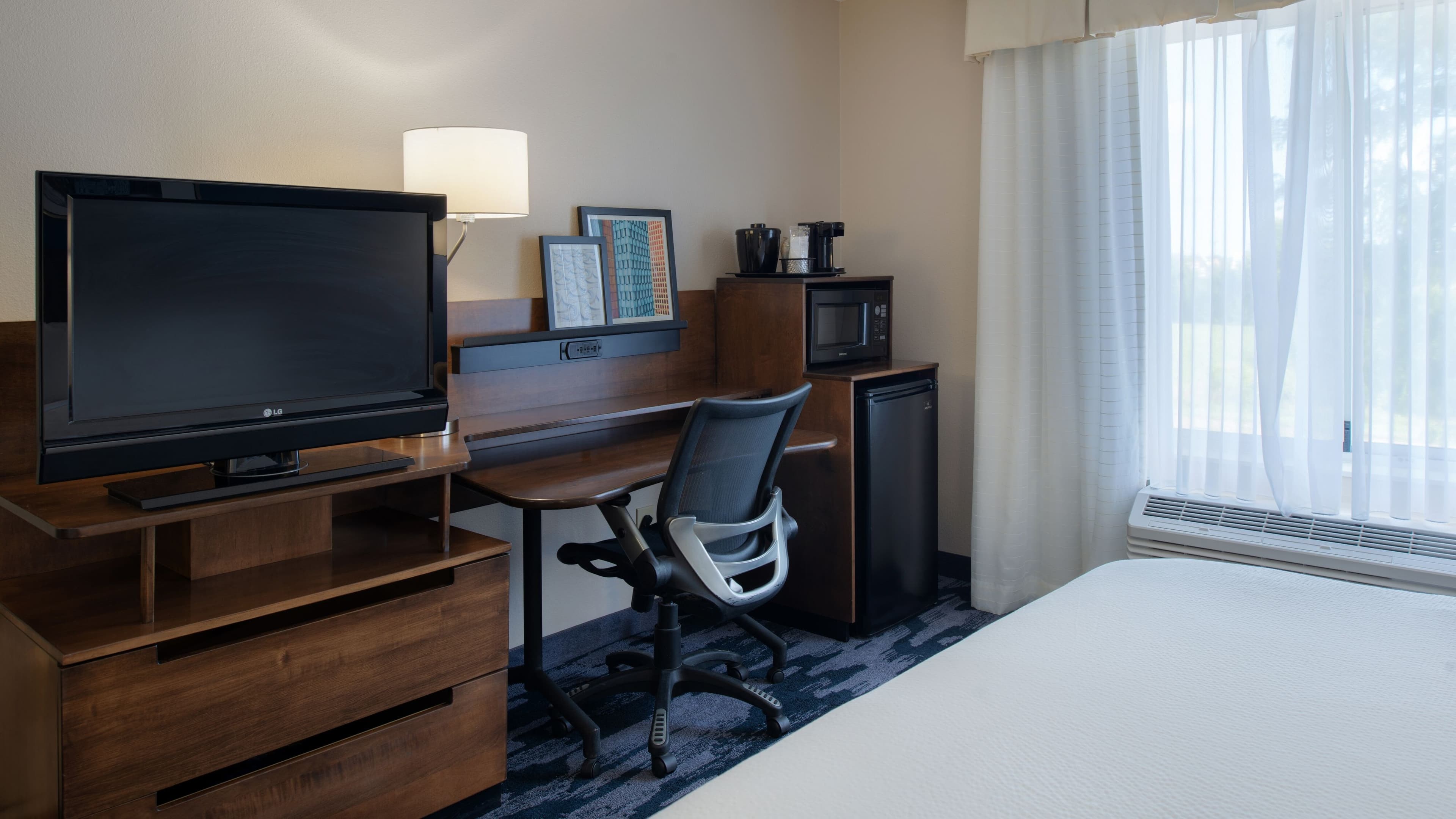 Fairfield Inn & Suites Dayton Troy — 11