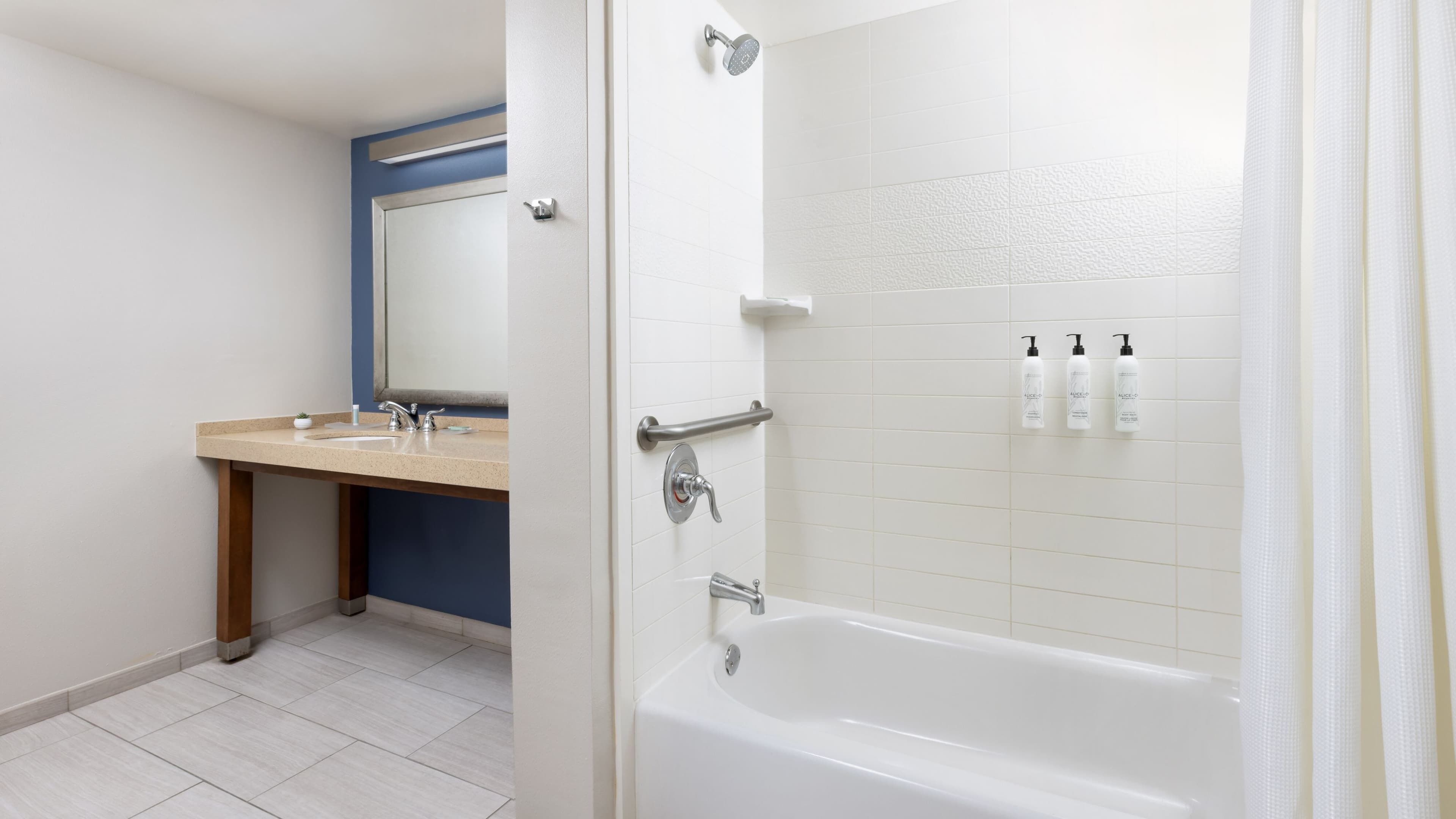 Fairfield Inn & Suites Key West at The Keys Collection — 6