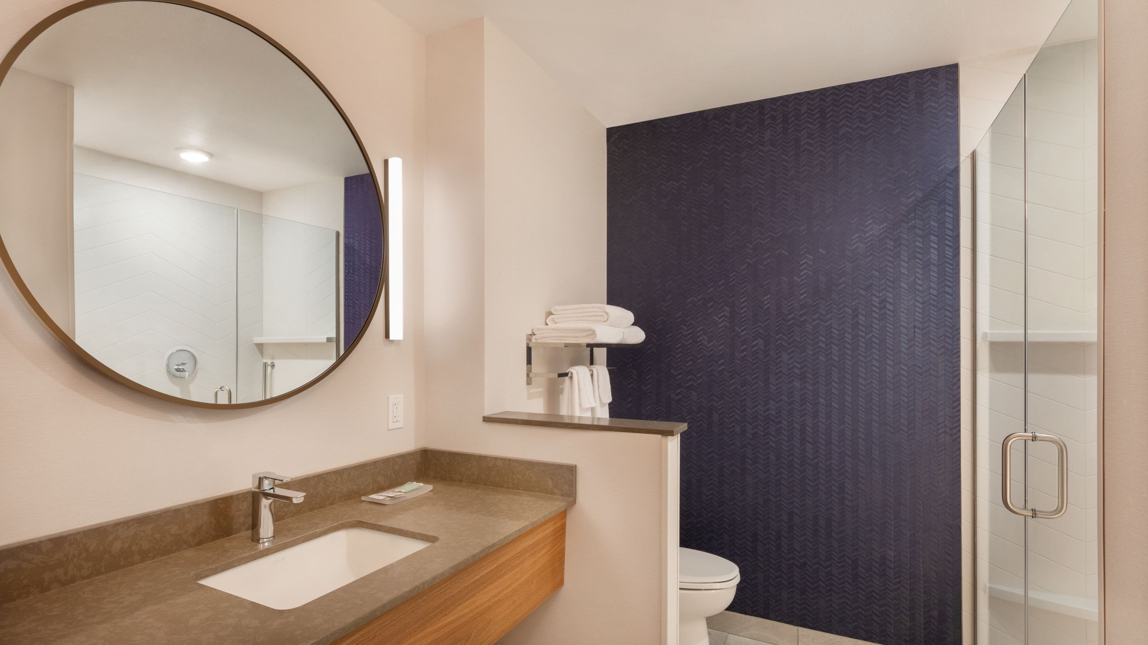 Fairfield Inn & Suites Fresno North/Shaw Avenue - Image 3