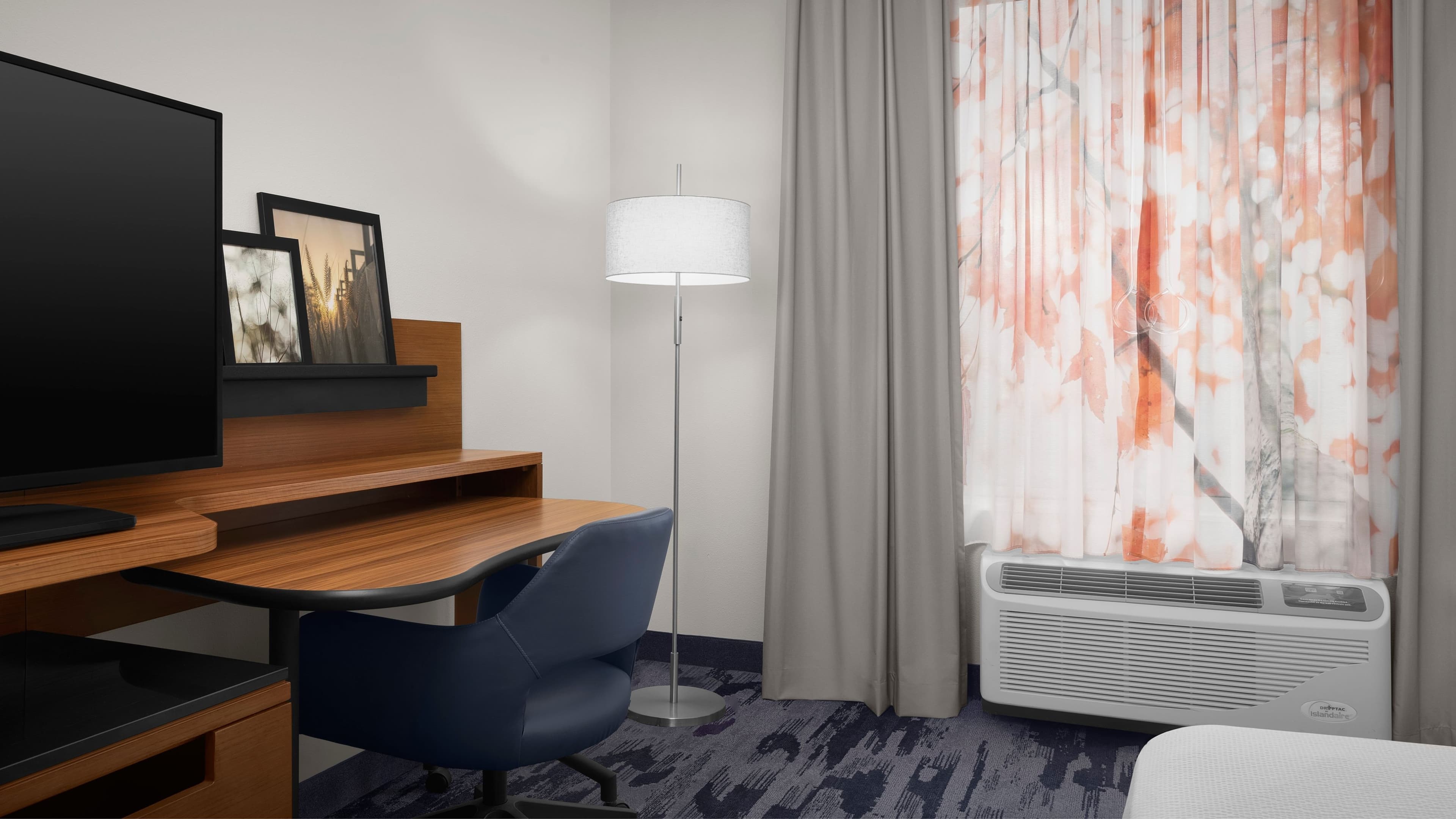 Fairfield Inn & Suites Fayetteville North - Image 4