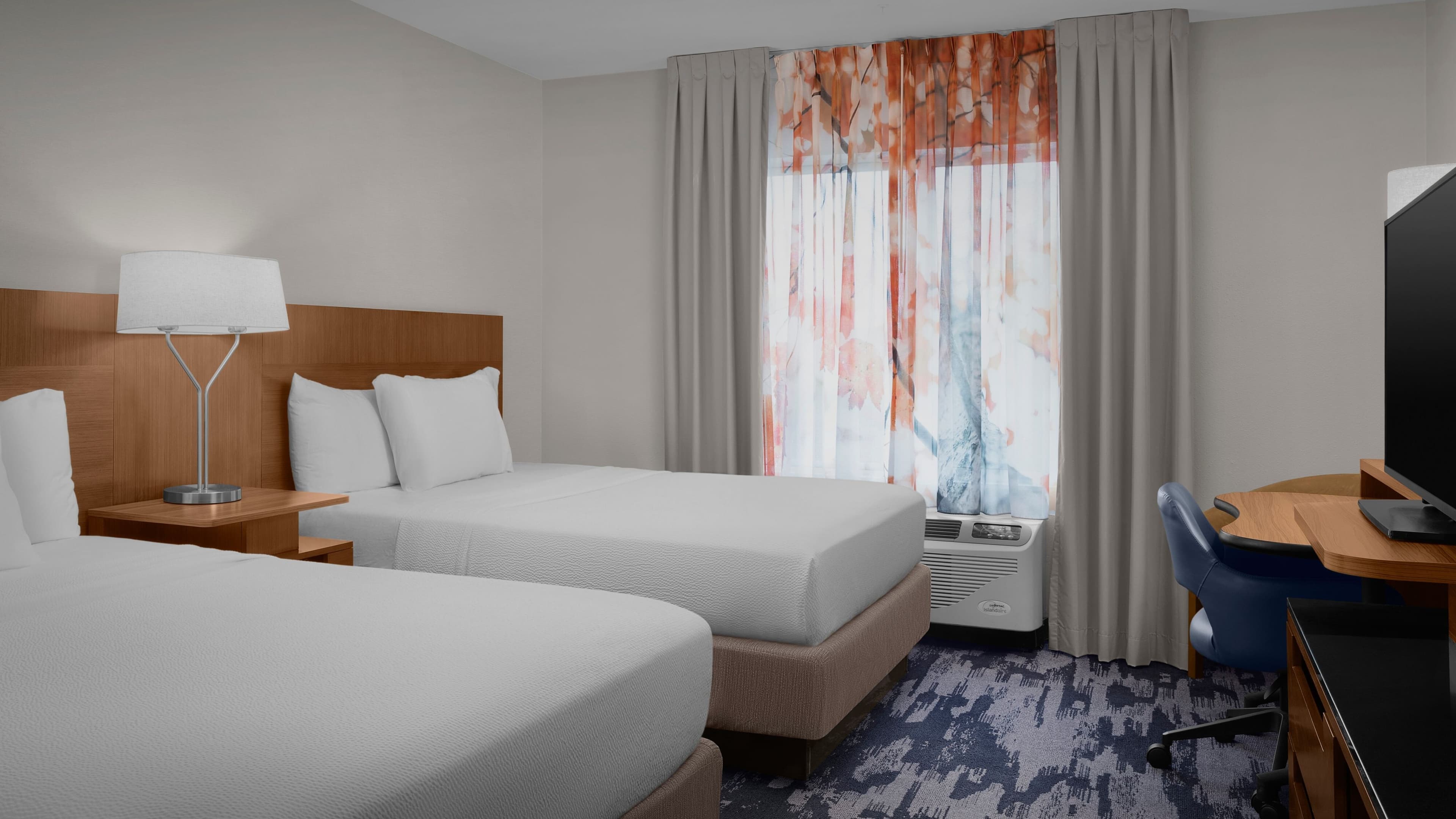 Fairfield Inn & Suites Fayetteville North — 11