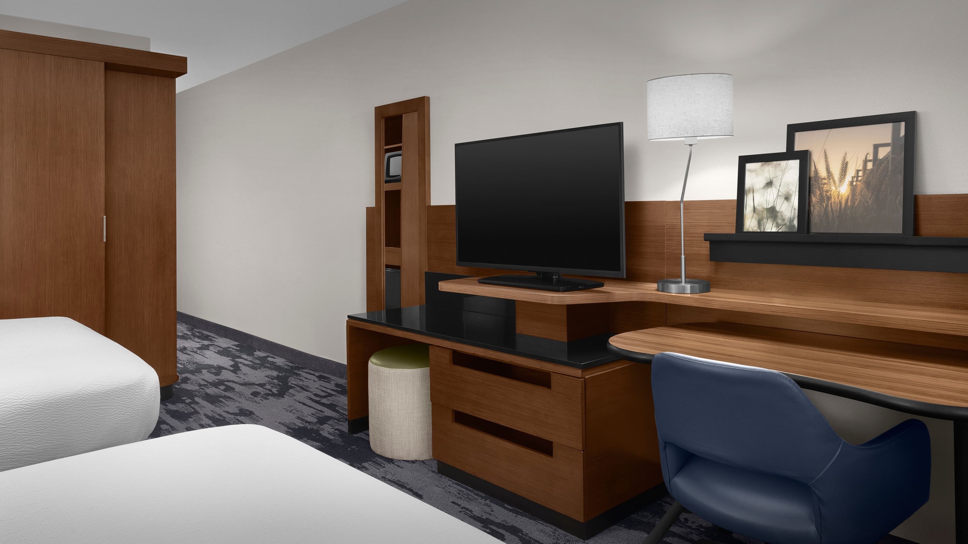 Fairfield Inn & Suites Fayetteville North — 12
