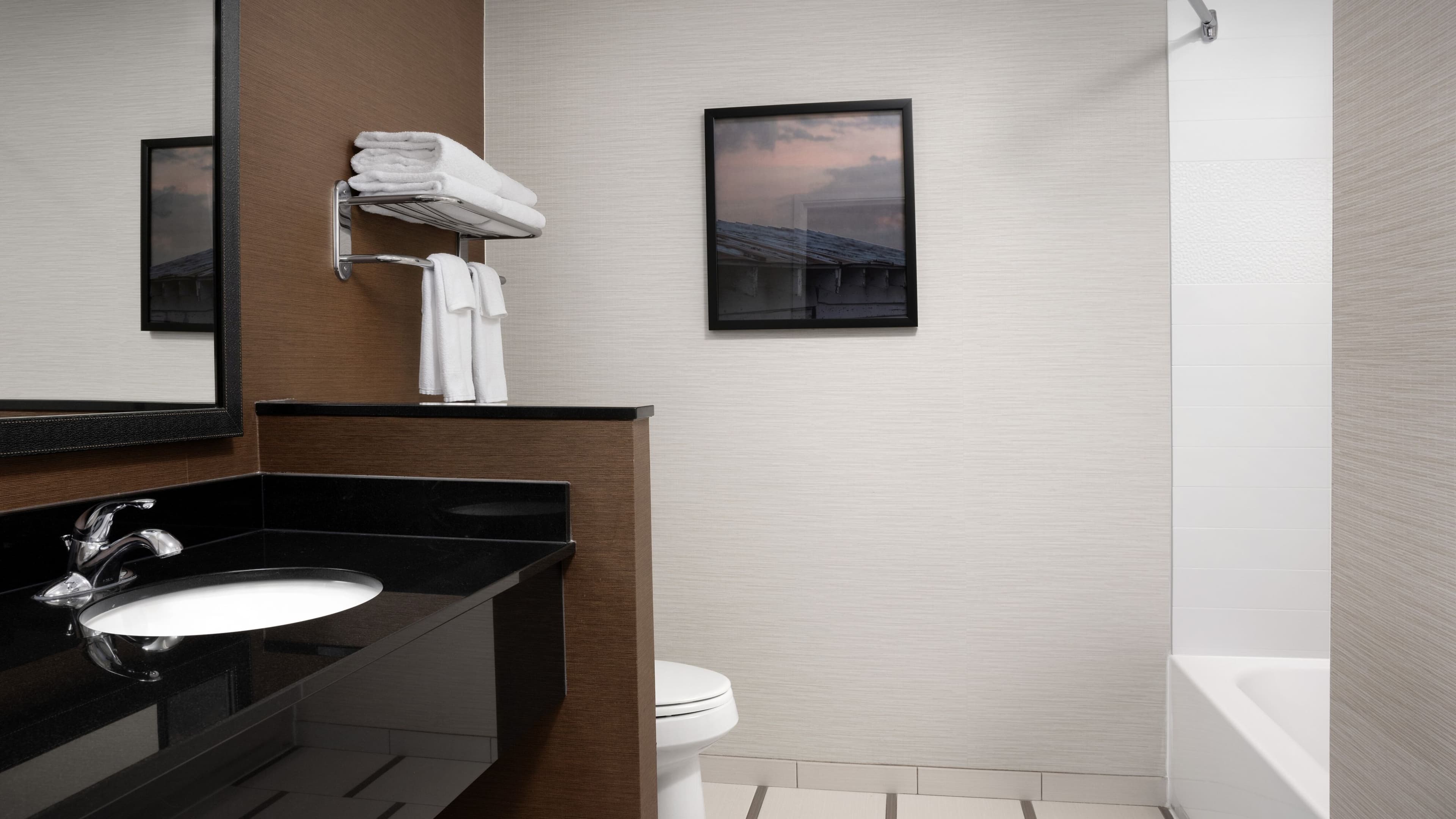 Fairfield Inn & Suites Sioux Falls Airport — 16