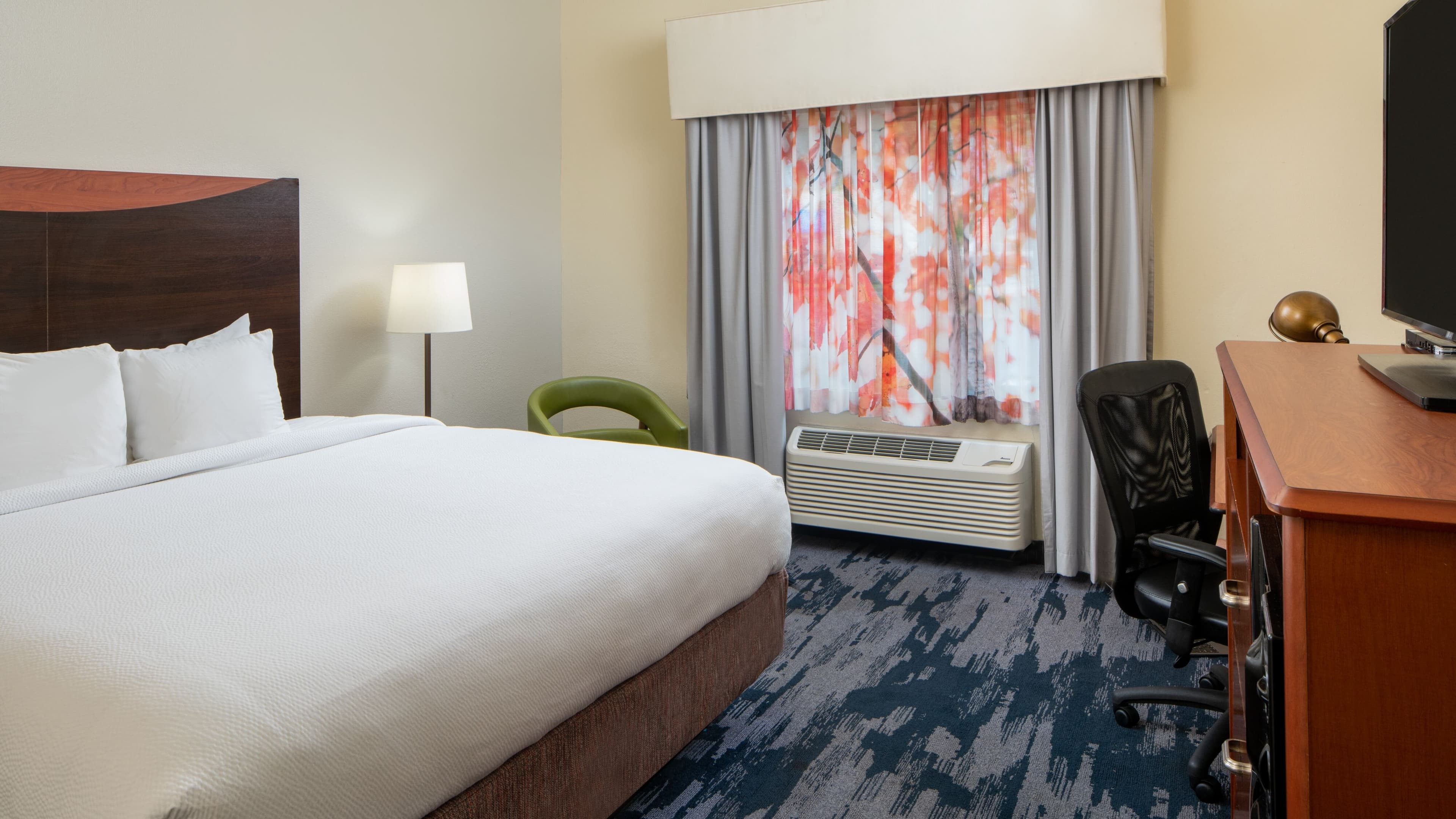 Fairfield Inn & Suites Gulfport — 8