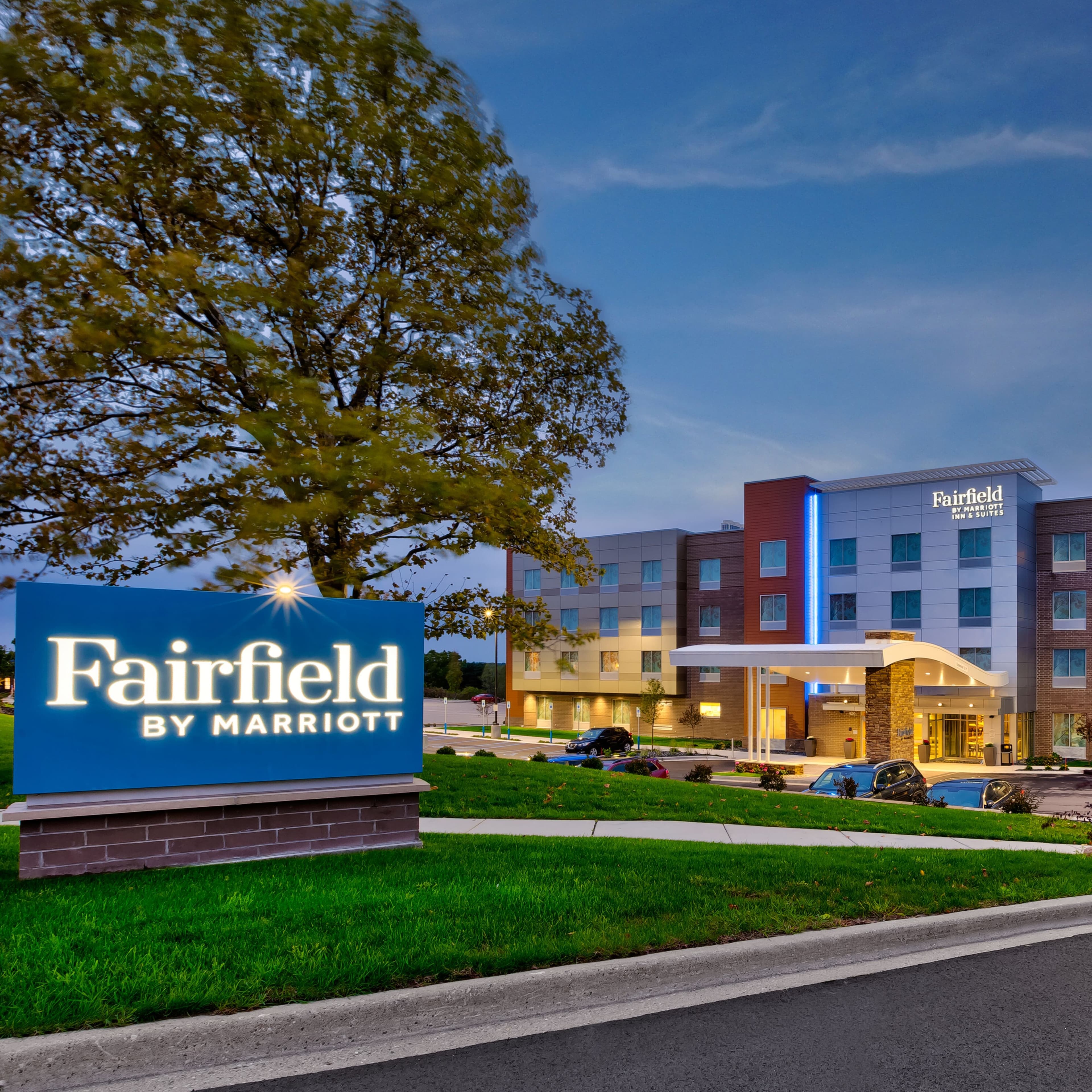 Fairfield Inn & Suites Grand Rapids North - Image 1