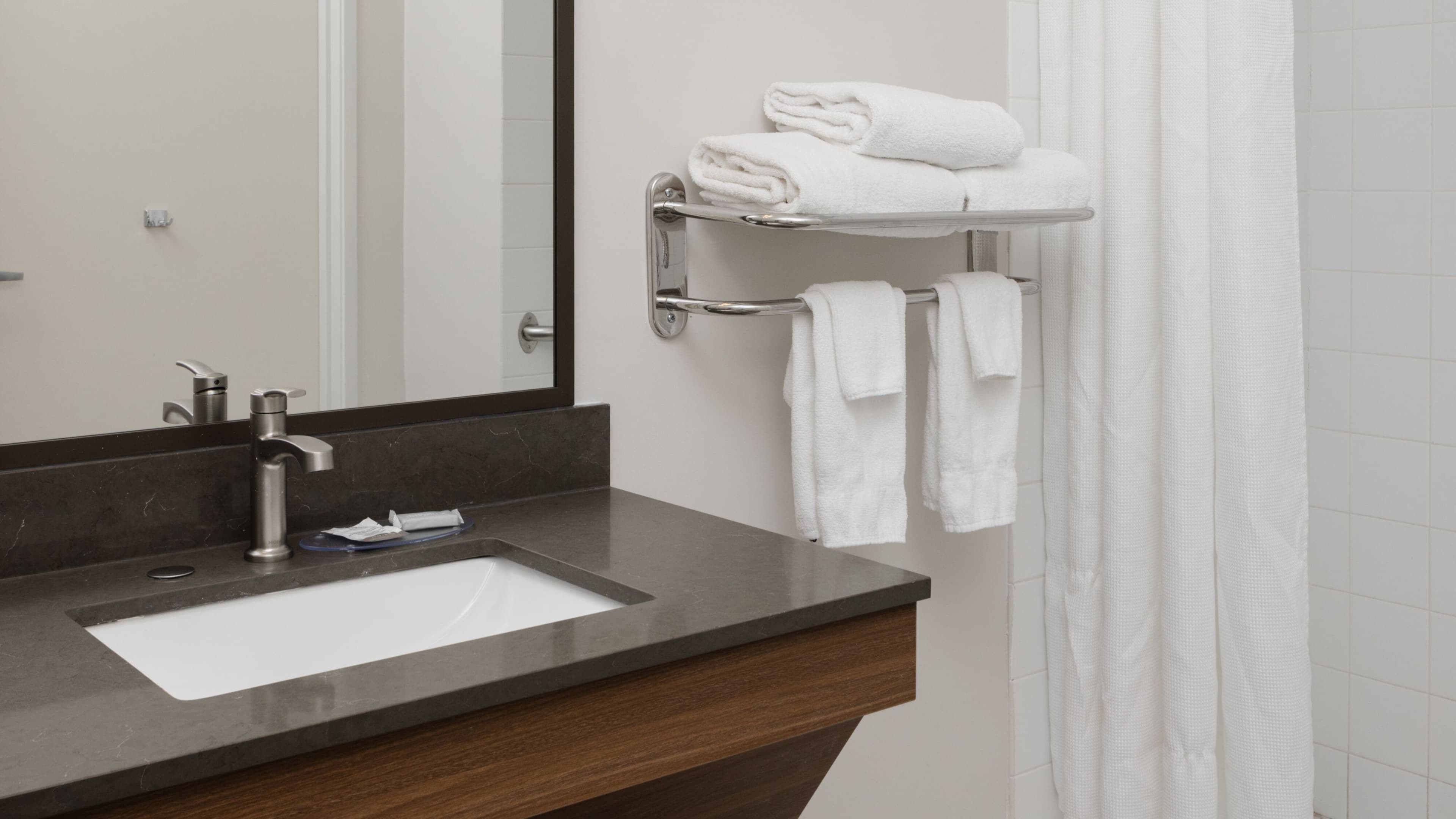 Fairfield Inn & Suites Grand Rapids - Image 4