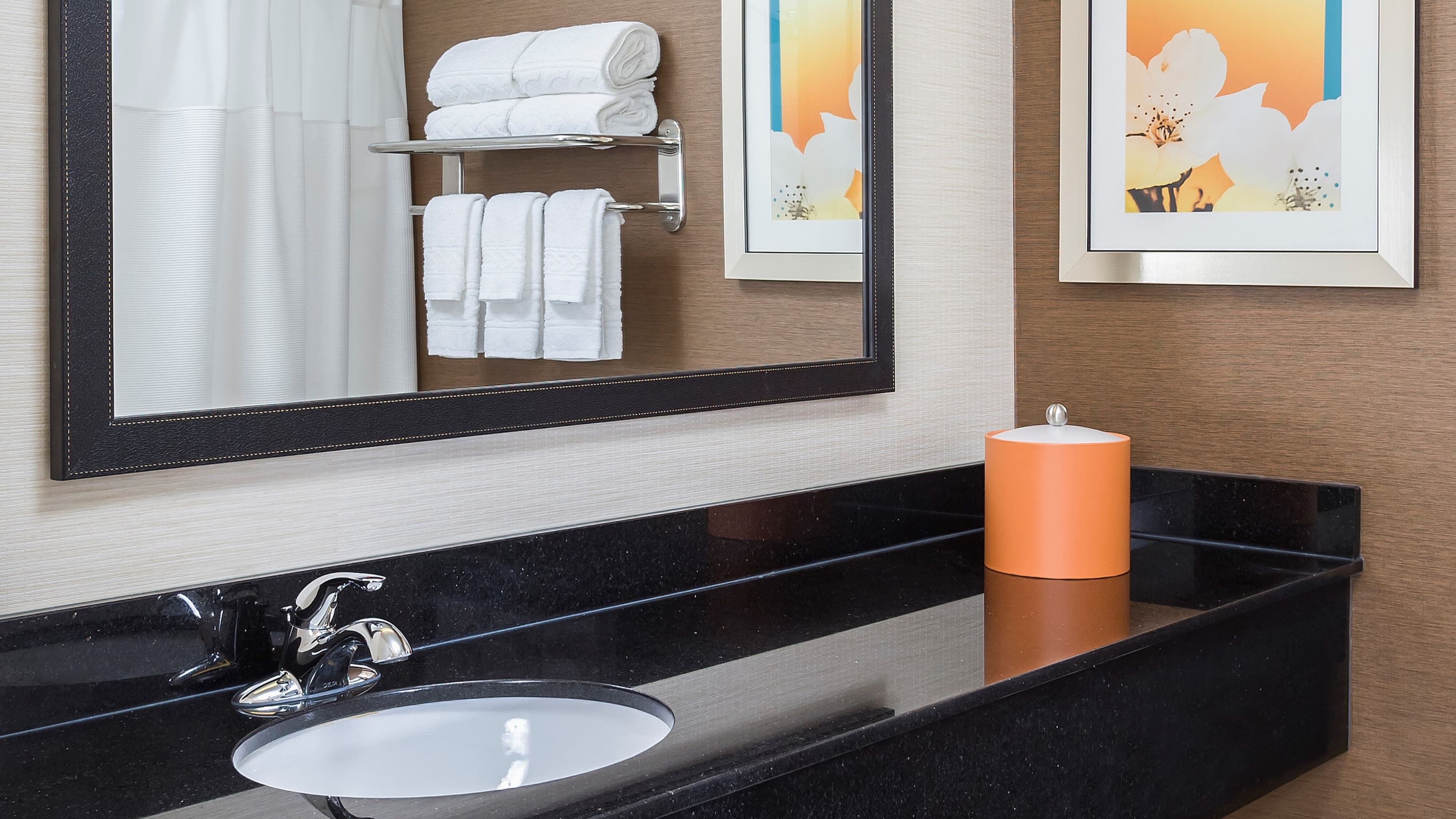 Fairfield Inn & Suites Grand Rapids — 7