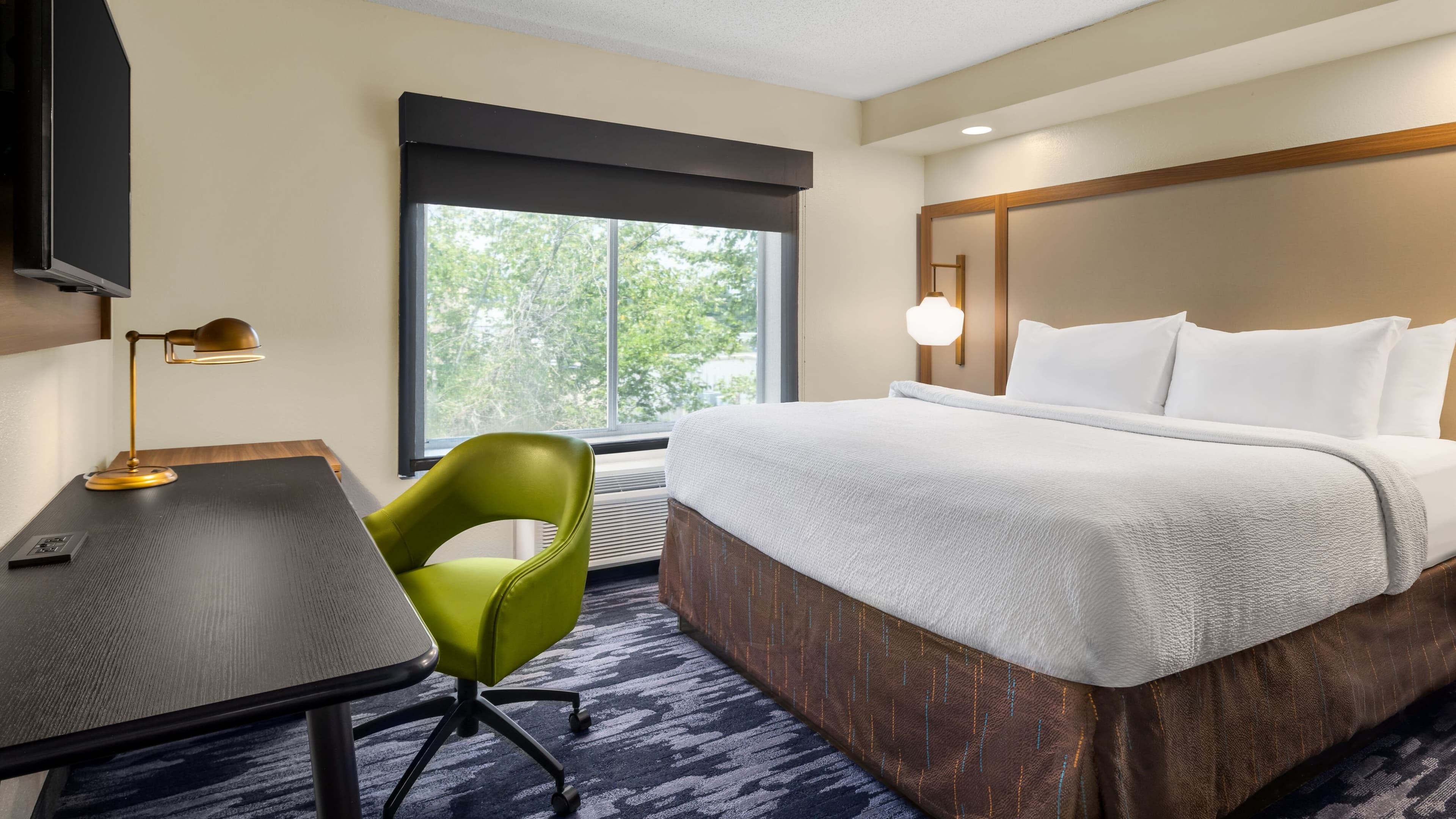 Fairfield Inn & Suites Hattiesburg — 13