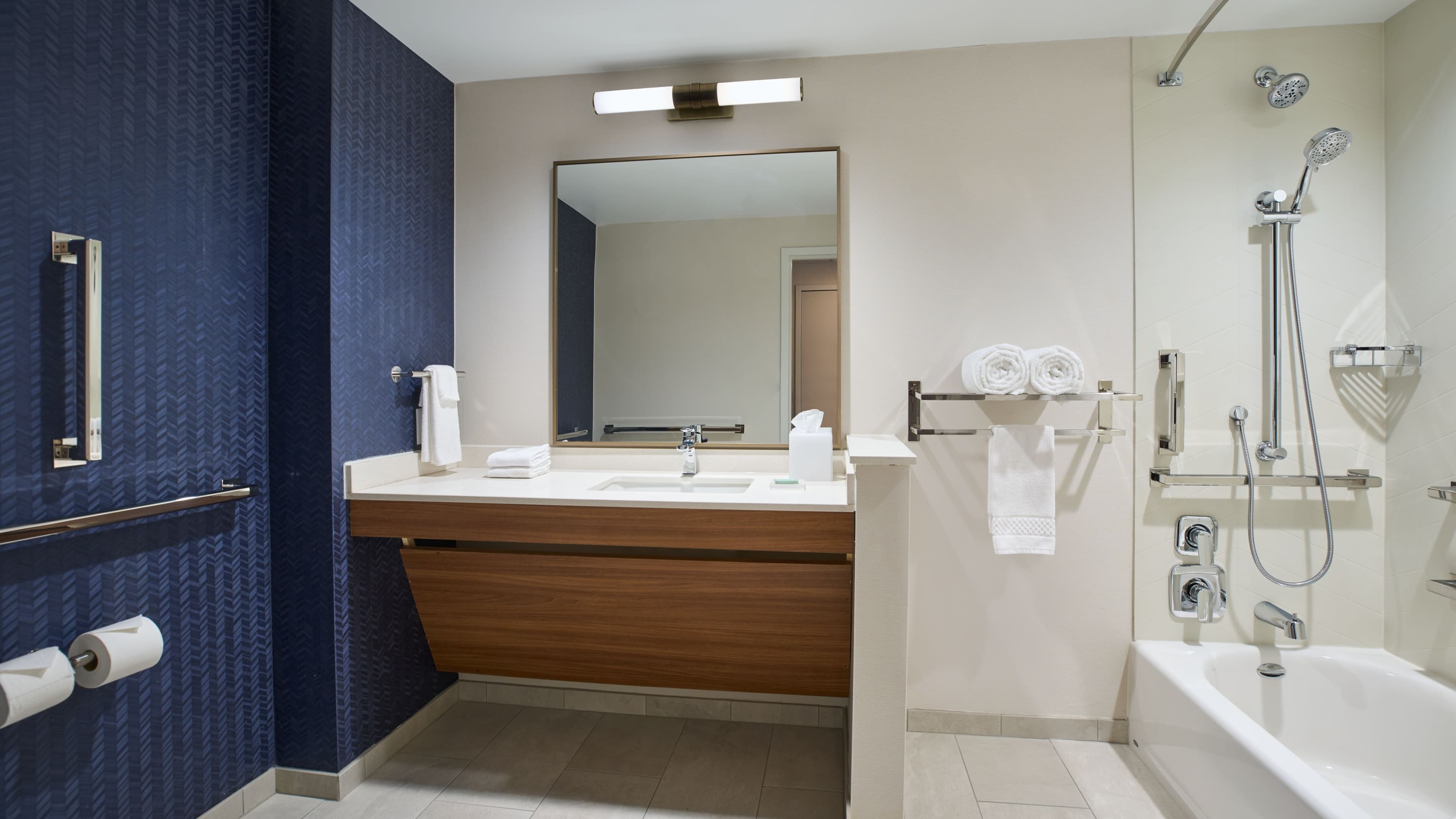 Fairfield Inn & Suites Hagerstown — 7