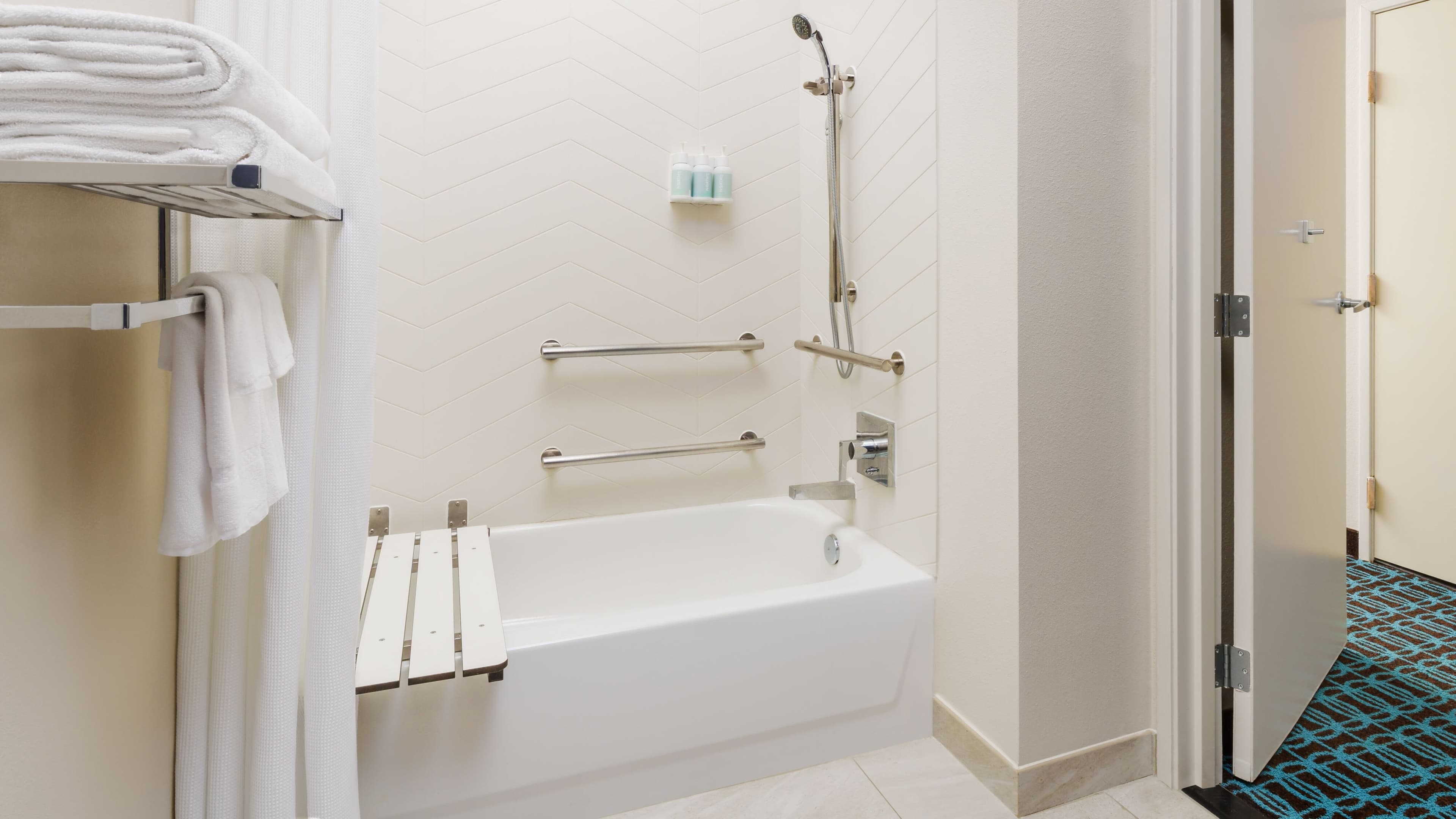 Fairfield Inn & Suites Houston The Woodlands — 14