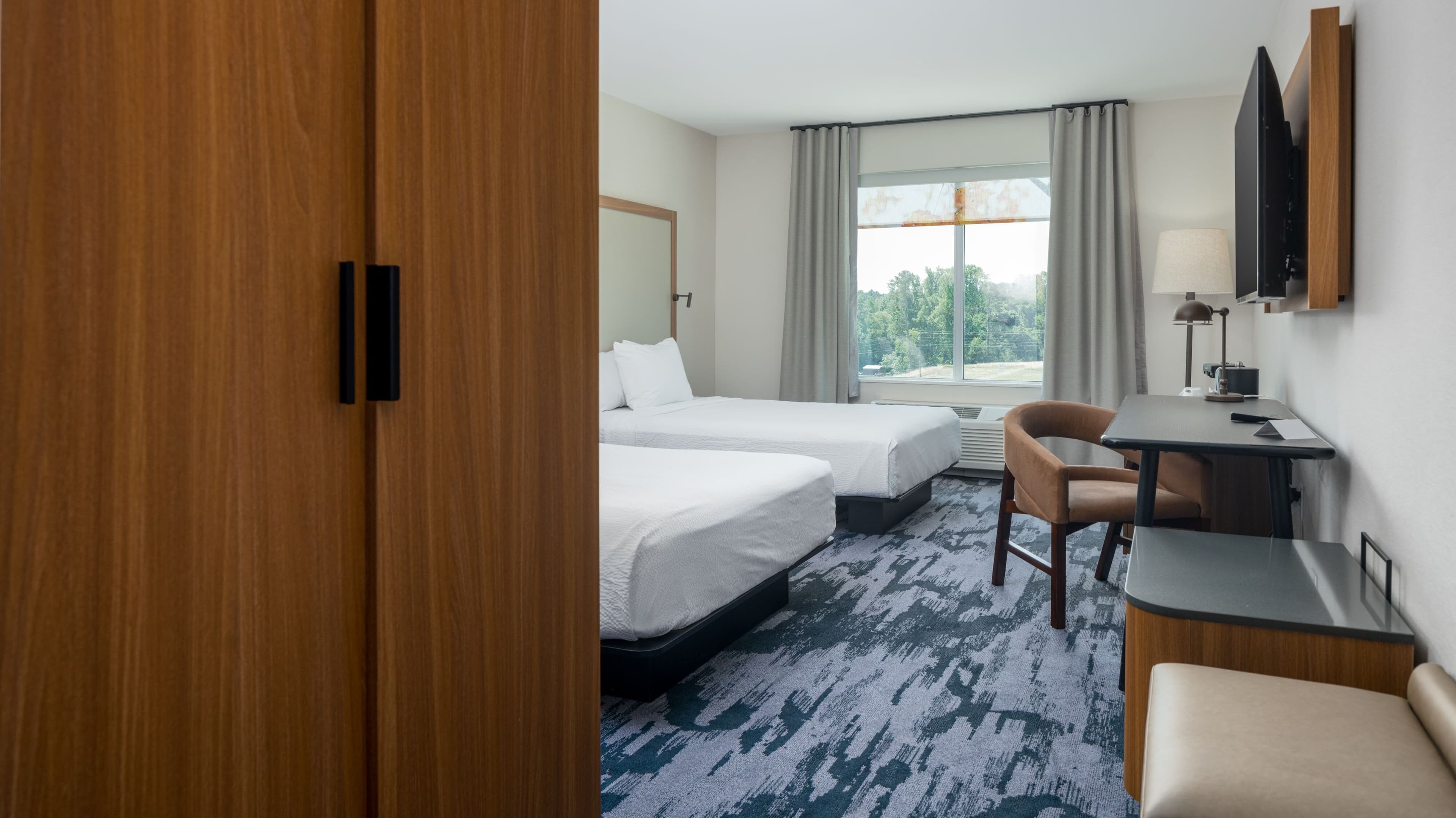 avid hotels Madison - Huntsville West — 24