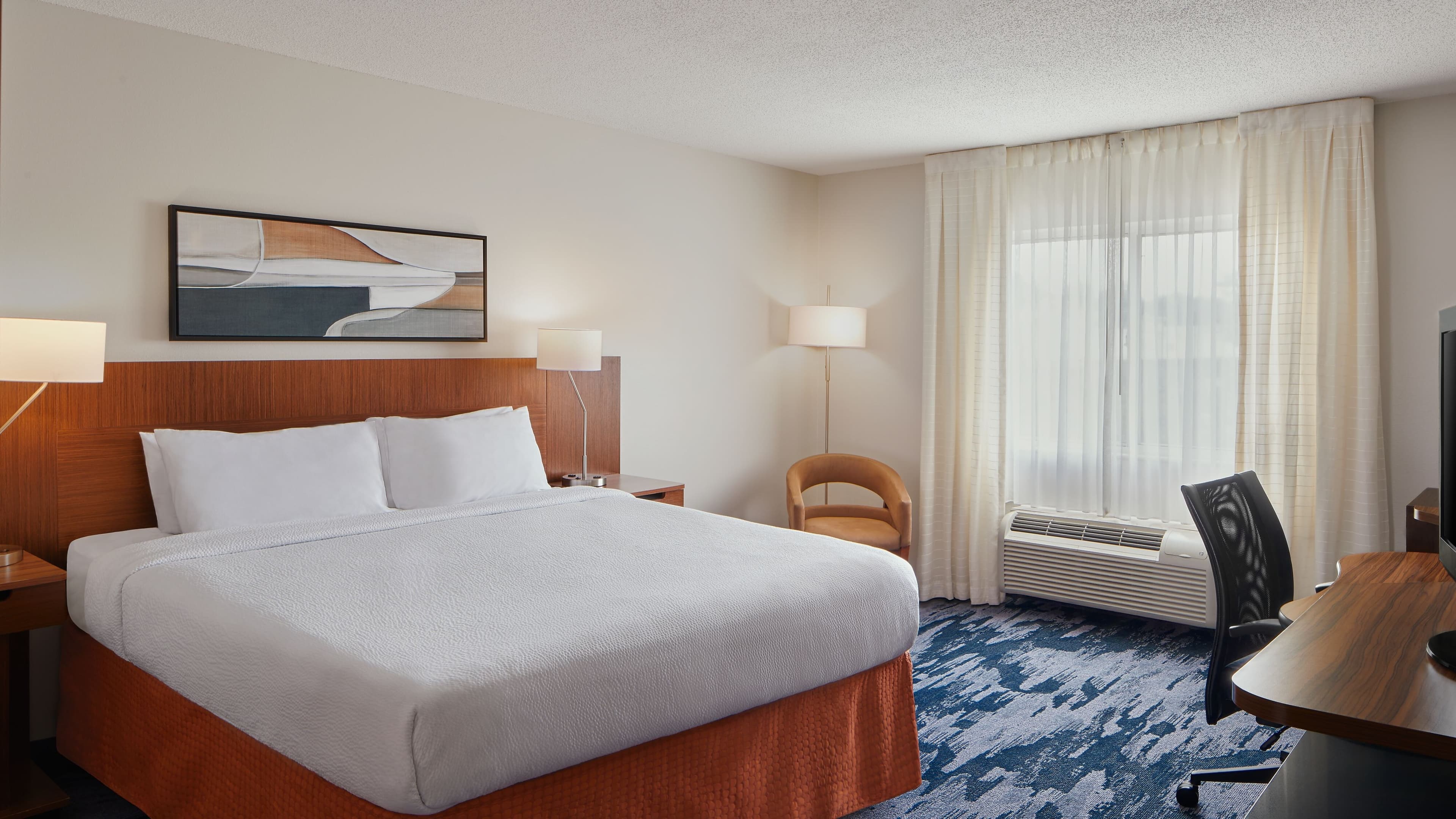 Fairfield Inn Huntsville — 9