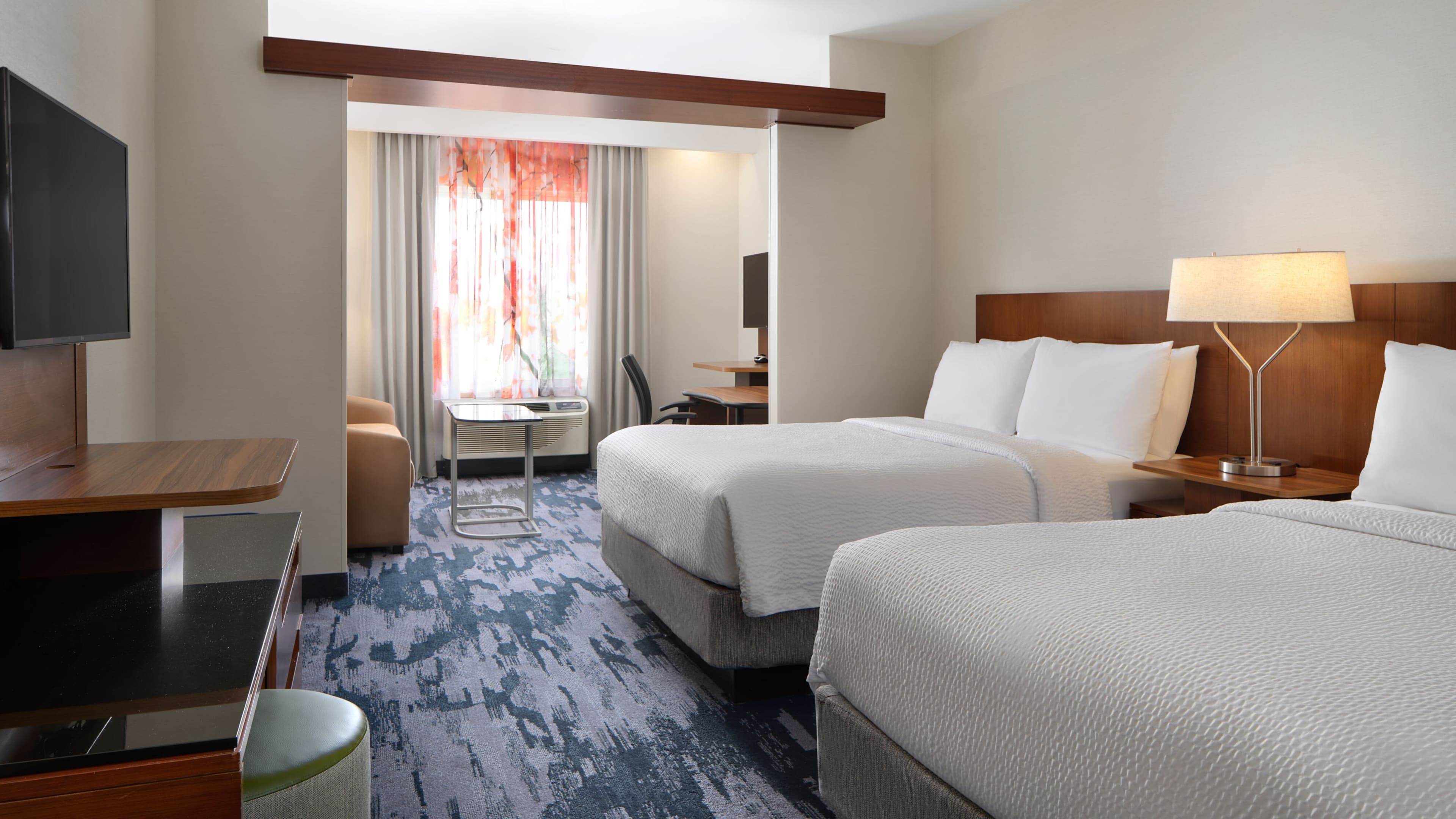 Fairfield Inn & Suites Niagara Falls - Image 2