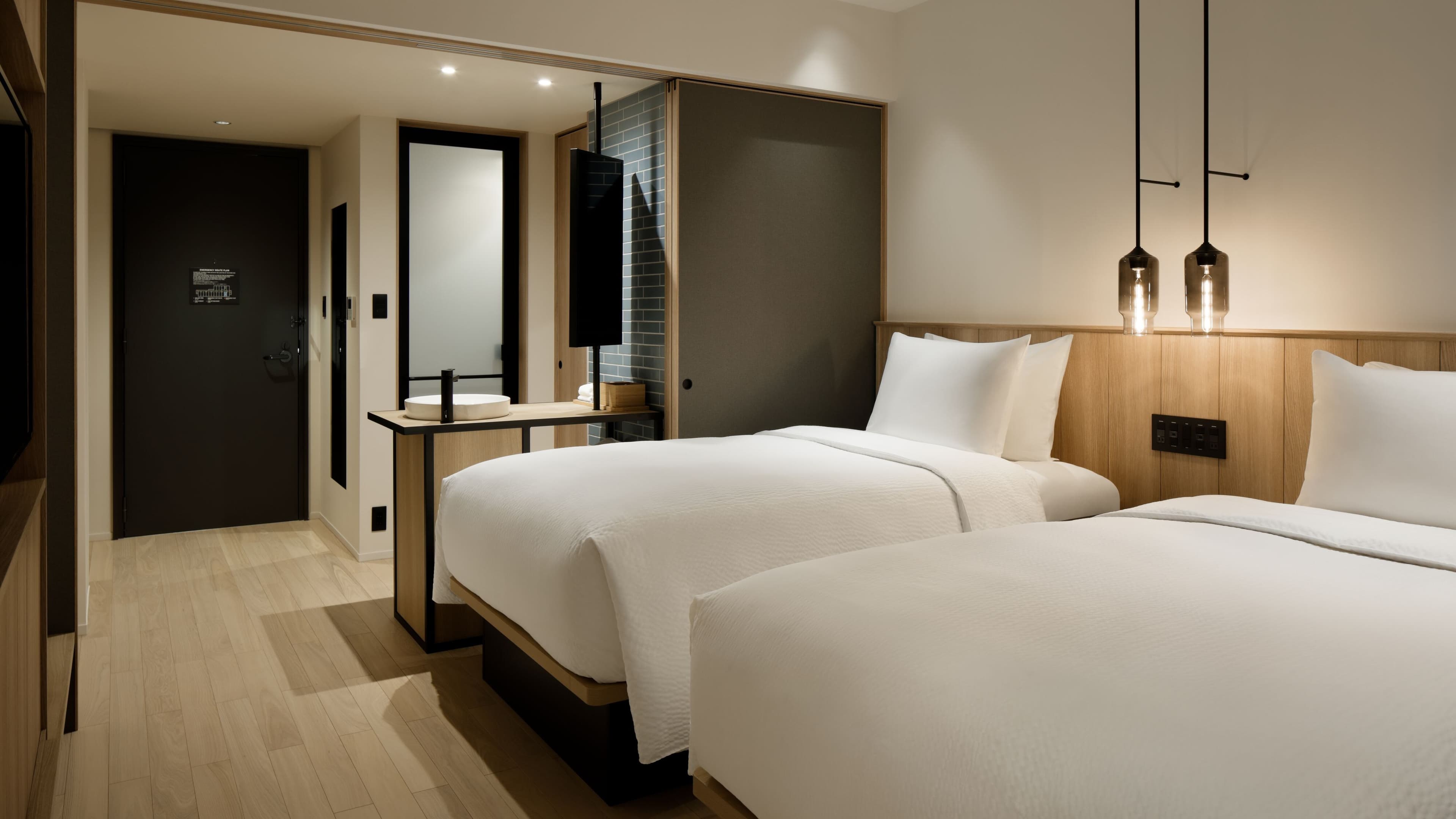 Standard - Image 2