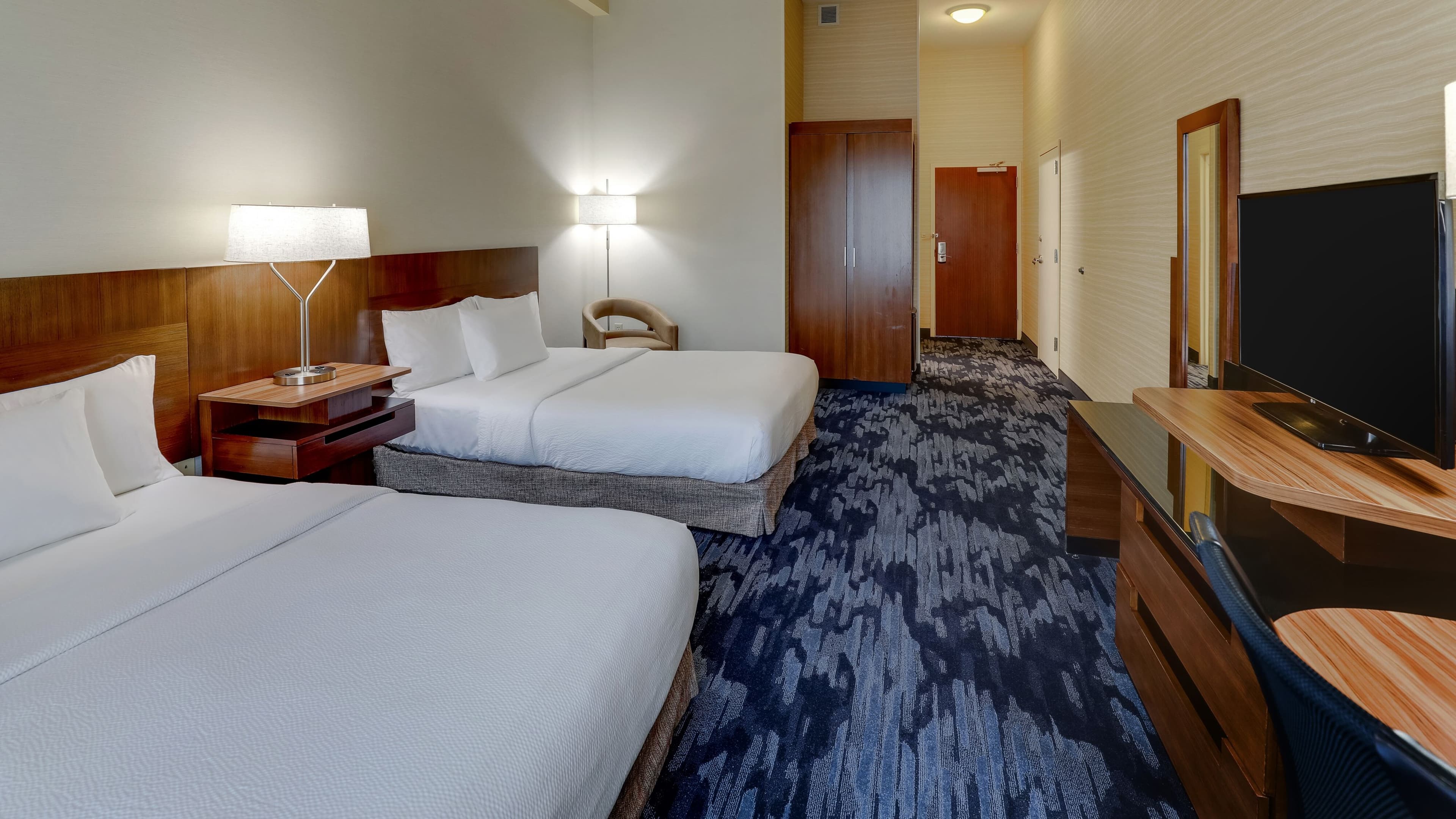 Fairfield Inn & Suites Hutchinson — 10