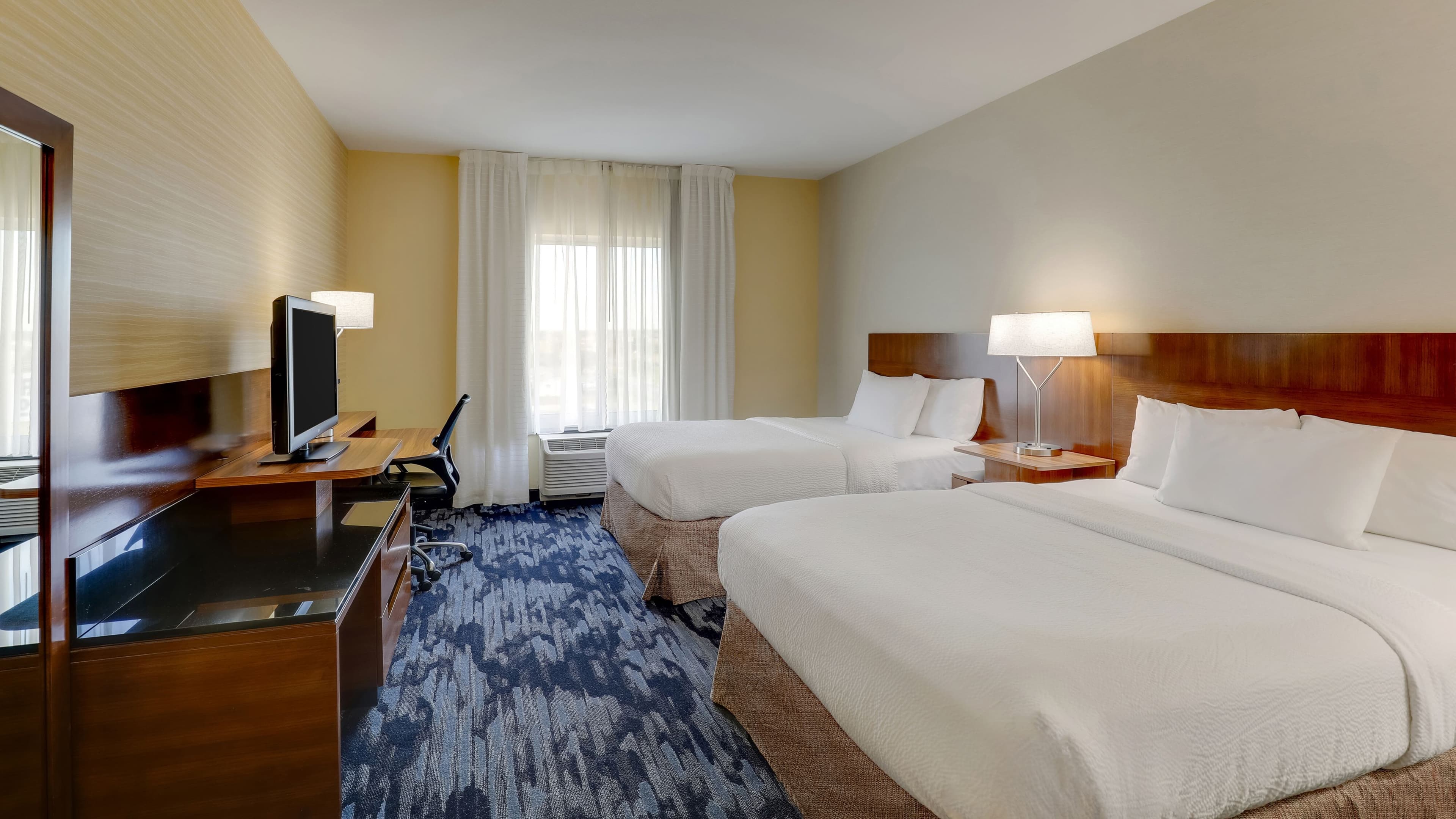 Fairfield Inn & Suites Hutchinson — 11