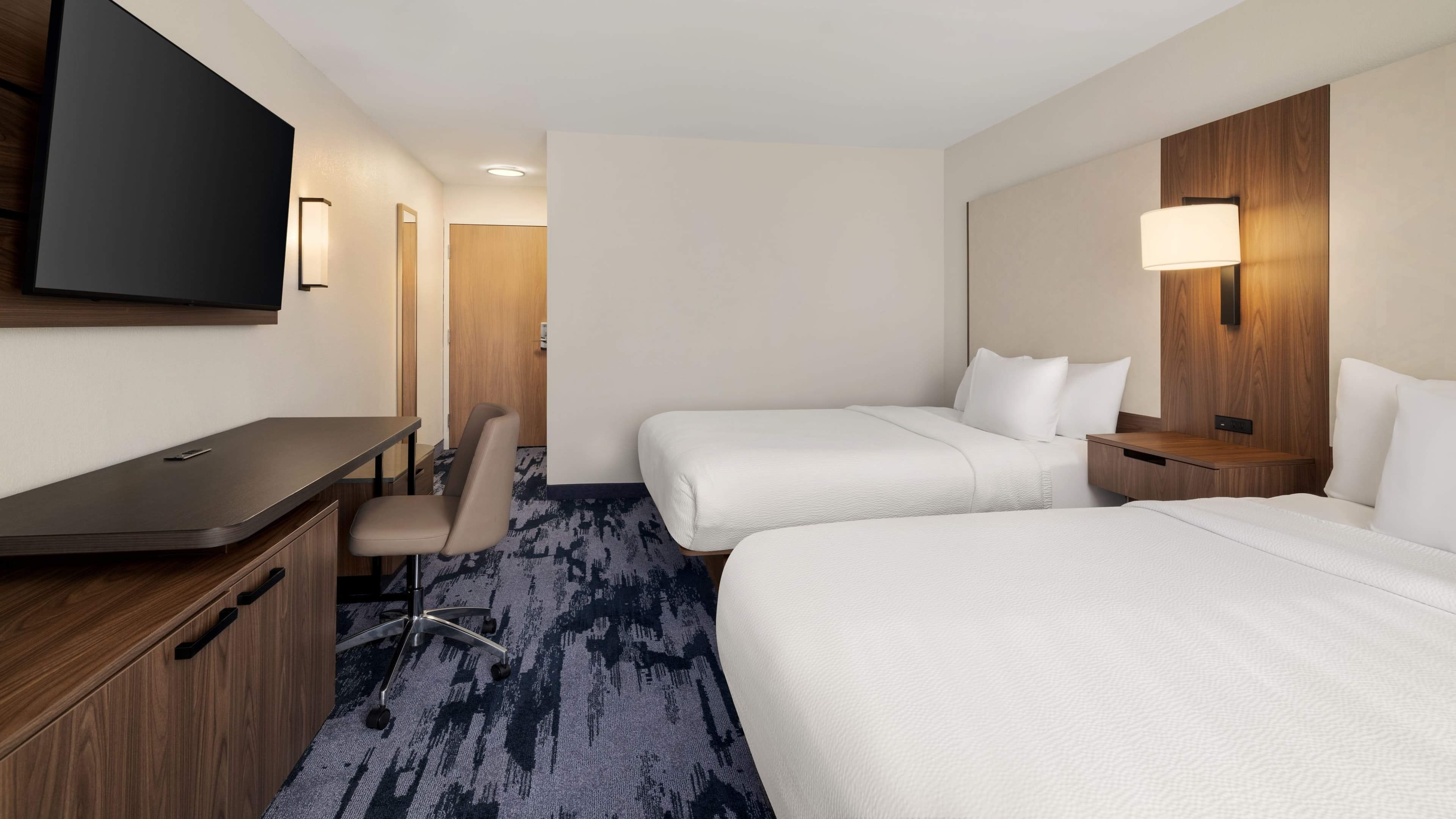 Fairfield Inn & Suites Indianapolis Airport - Image 4